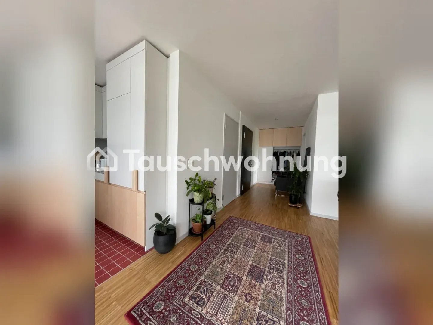 Accogliente appartamento di 2.5 locali a Stettbach in cambio di uno più grande a Zurigo - Foto 2 di 7