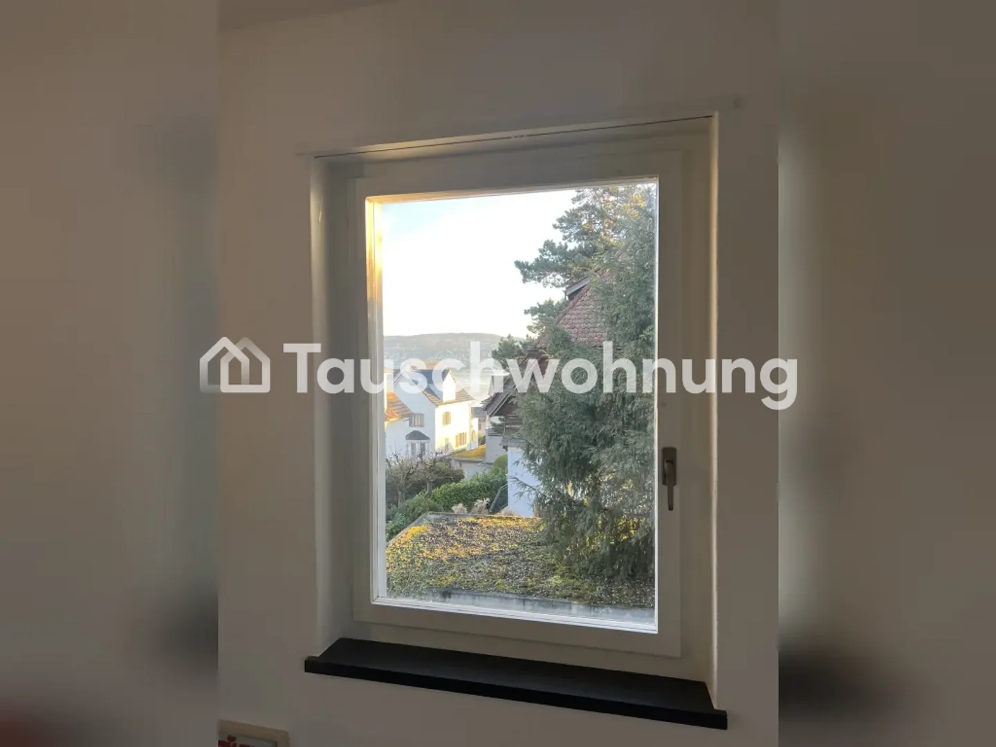 Rüschlikon: Appartamento aperto di 3 locali con giardino e vista lago - Foto 4 di 11