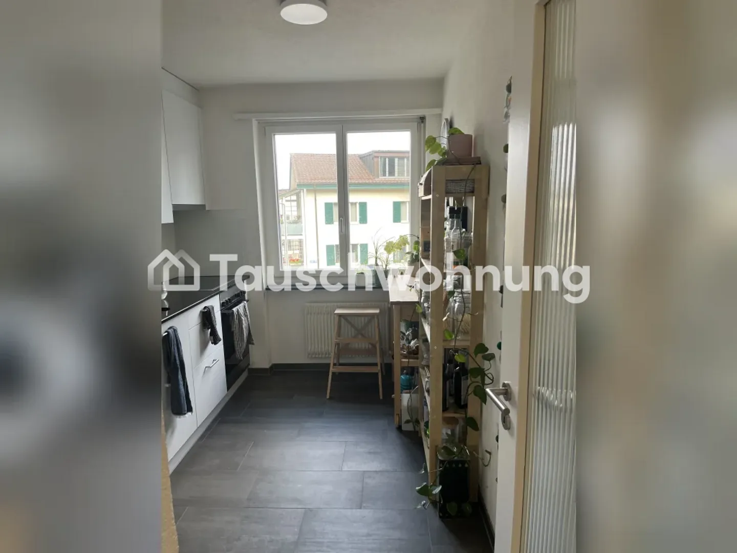 Zürich, Kreis 9: Charmante 3-Zimmer-Wohnung - Photo 2 sur 5