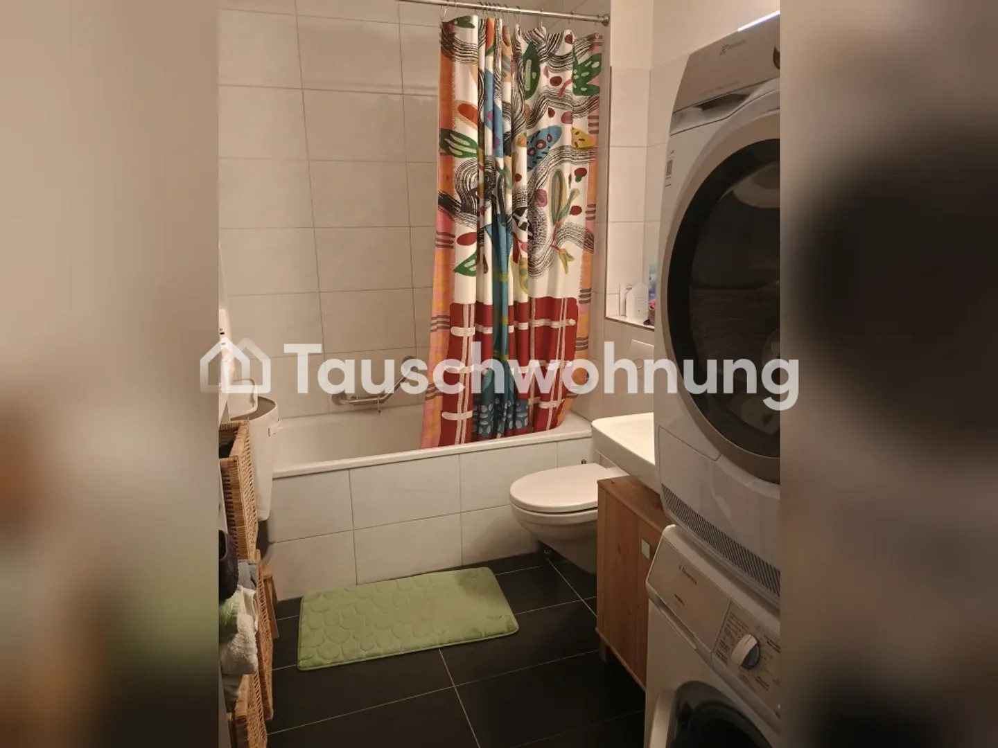 Zurich, District 4: quiet sunny 2-room apartment for exchange - Photo 9 of 9