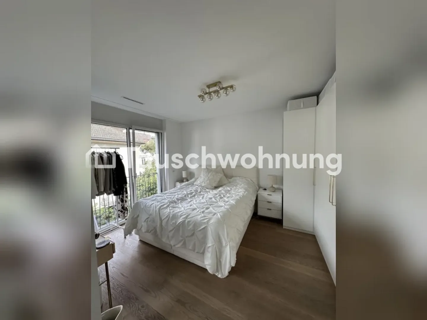 Beautiful central 2.5 room apartment in an ideal location by the lake! - Photo 2 of 8