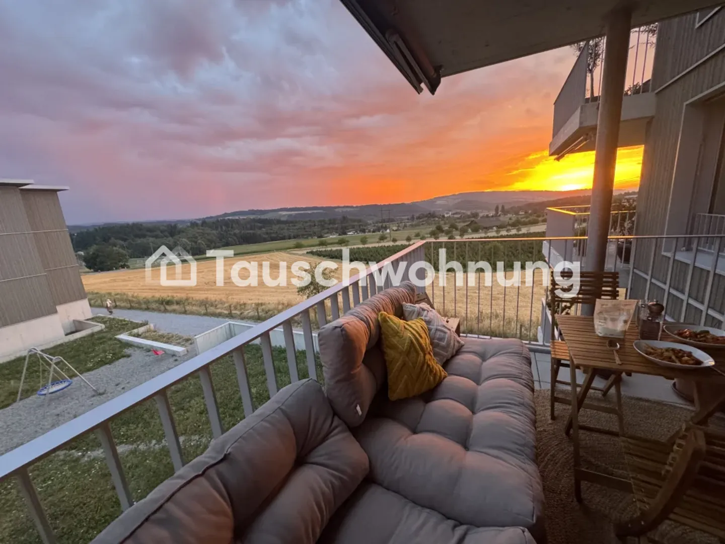 Uitikon: Nuovo edificio di 1,5 locali con vista da sogno e balcone - Foto 1 di 7