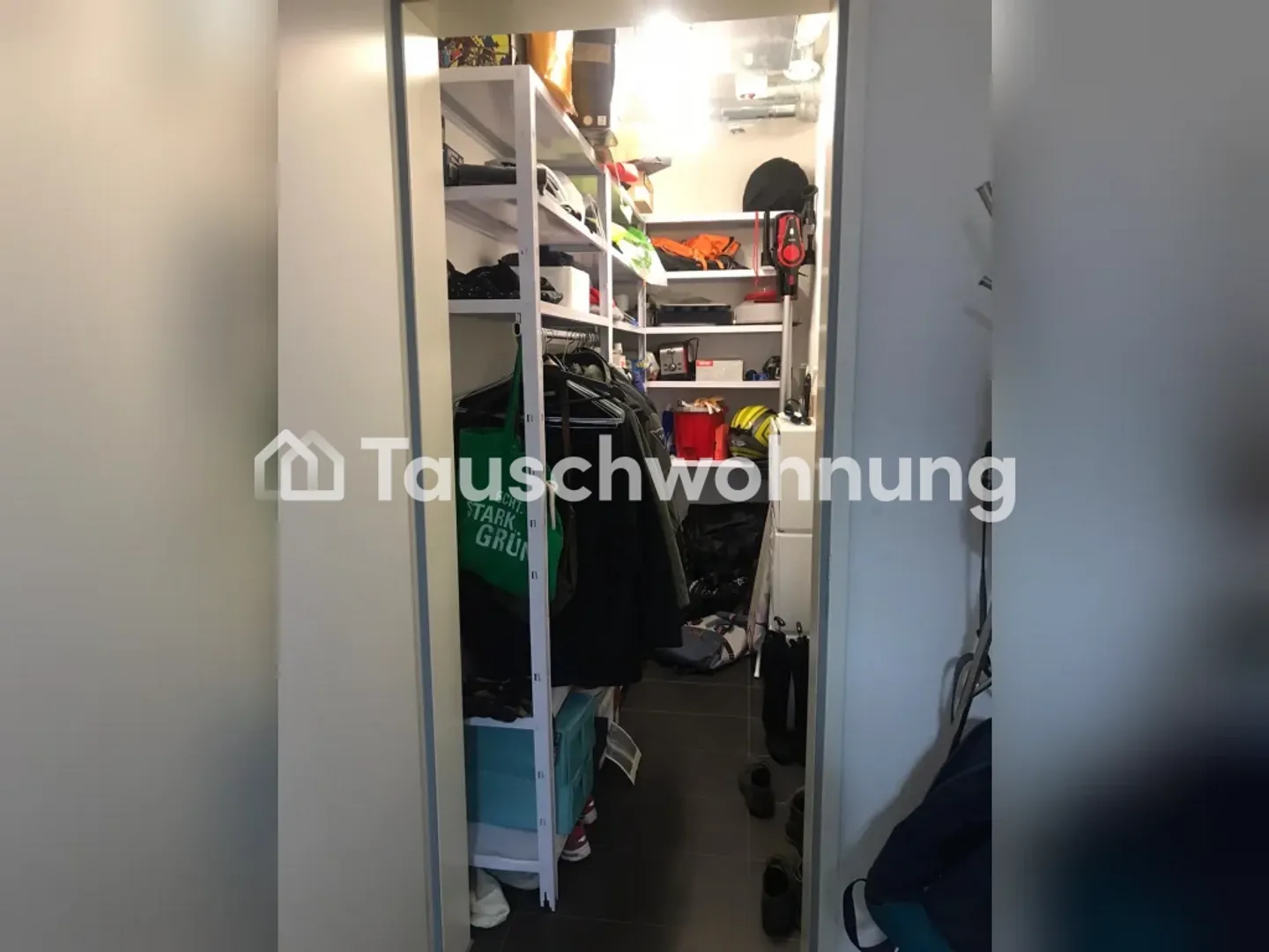 Zürich-Circle 9: Cozy 2.5-Room Apartment - Photo 10 of 11