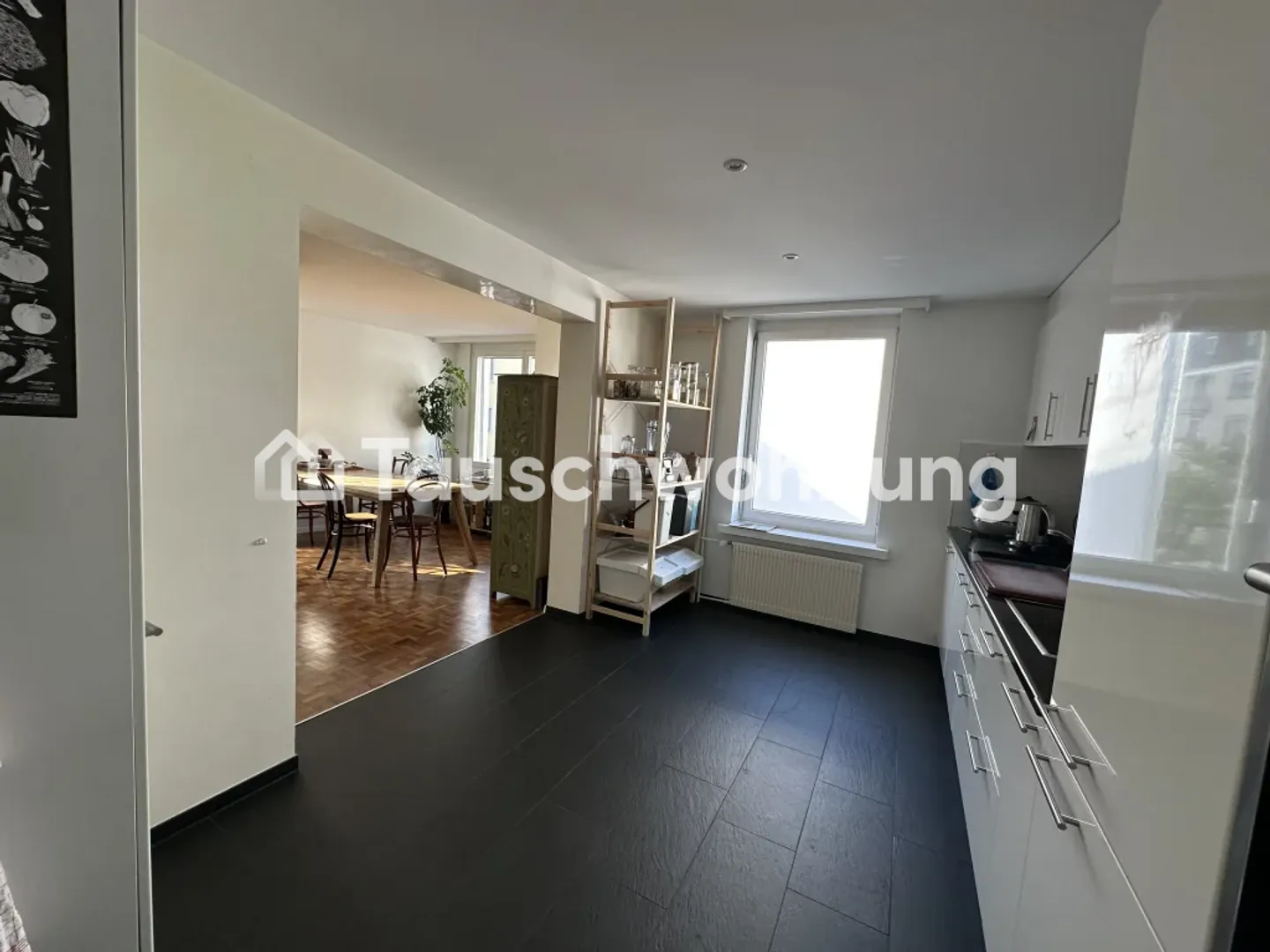 Zurigo, Distretto 4: Accogliente appartamento di 4,5 stanze con balcone - Foto 4 di 13