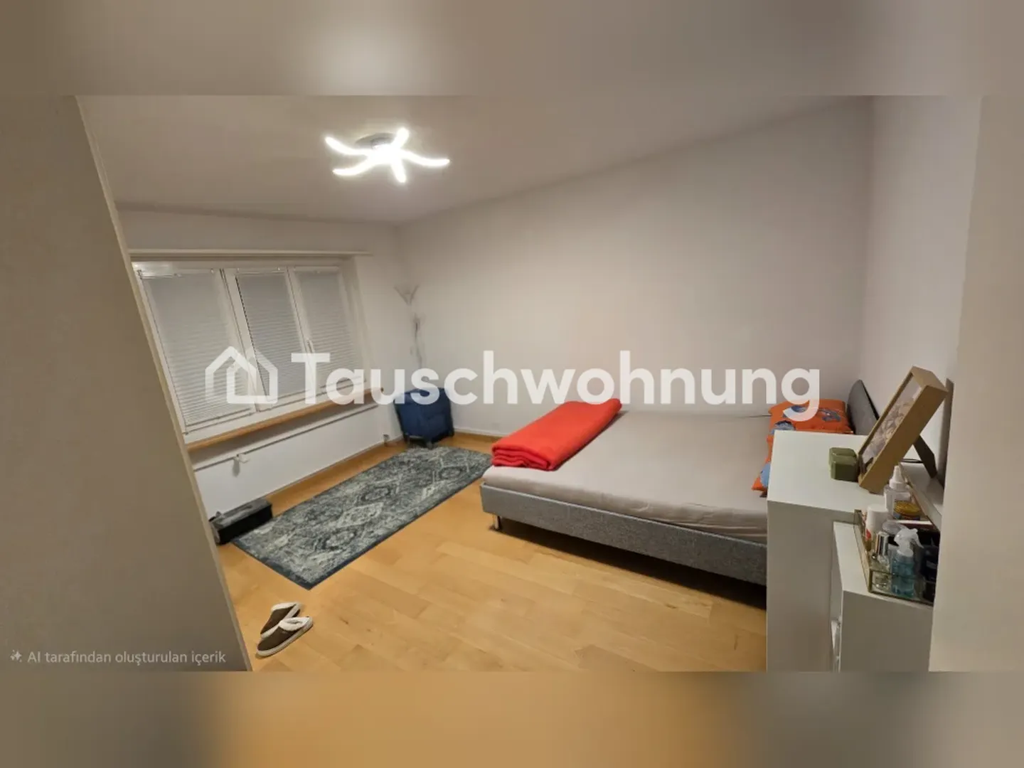 Cozy Apartment with Lake View - Photo 9 of 11
