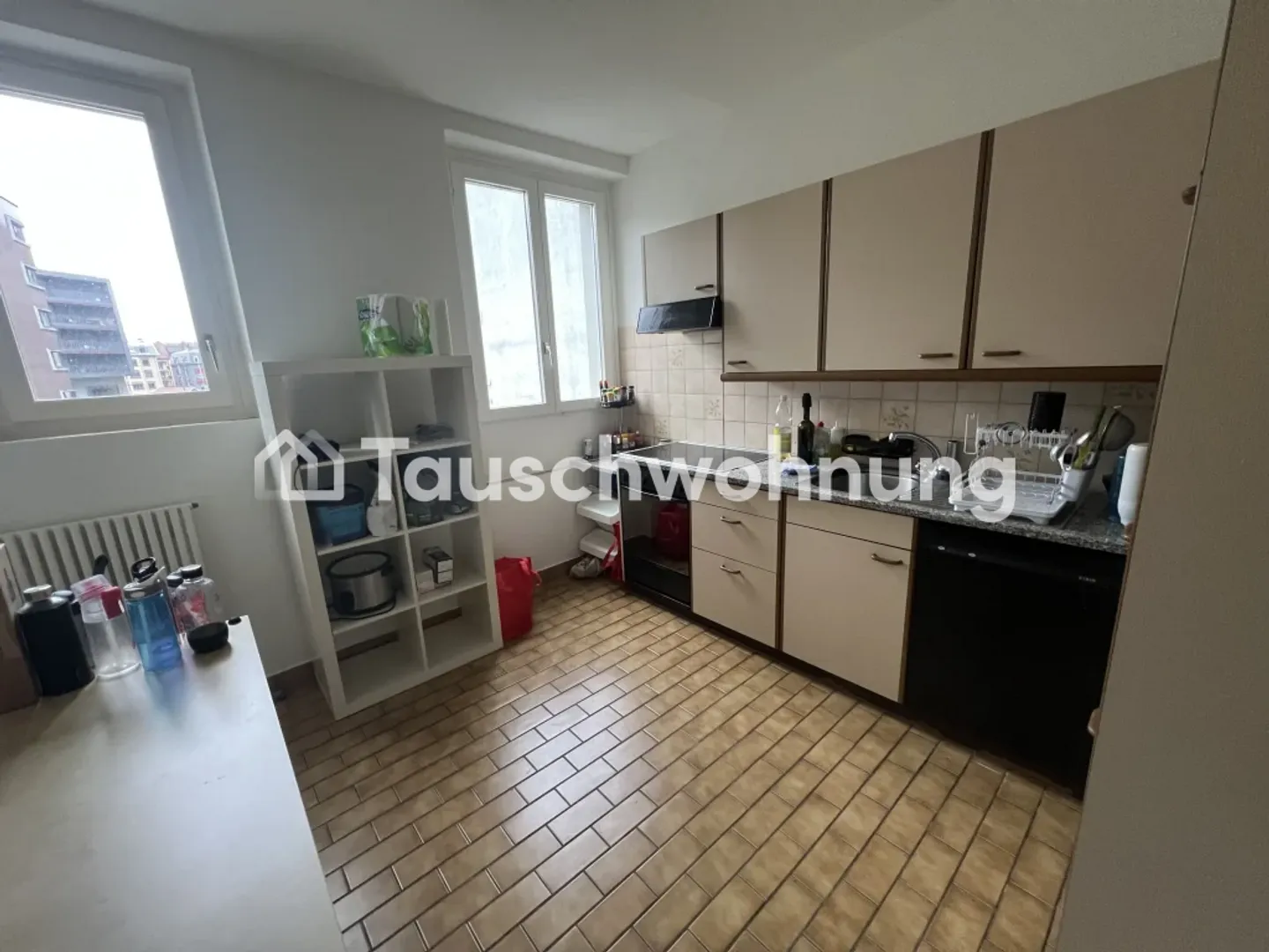 4 Room Apartment in District 3 for Exchange for Smaller & Cheaper - Photo 3 of 8