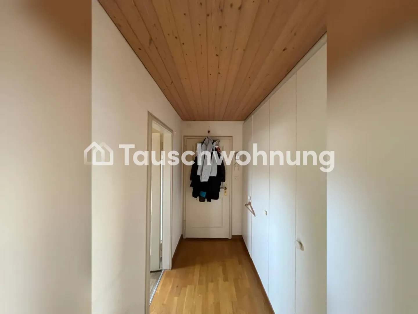 Belle appartement de 2,5 pièces acceptant les animaux de compagnie dans le district 7 - Photo 2 sur 13