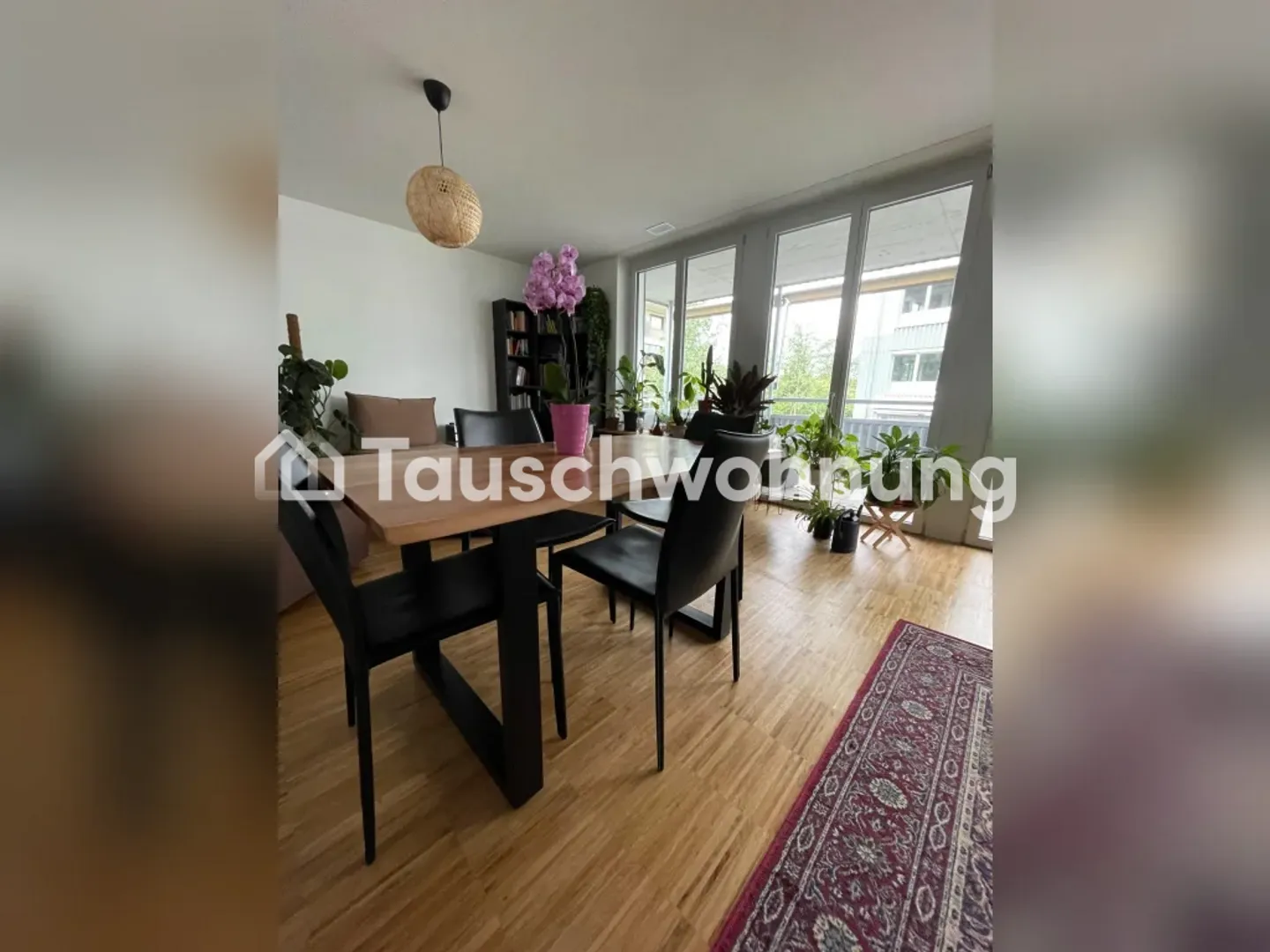 Accogliente appartamento di 2.5 locali a Stettbach in cambio di uno più grande a Zurigo - Foto 1 di 7