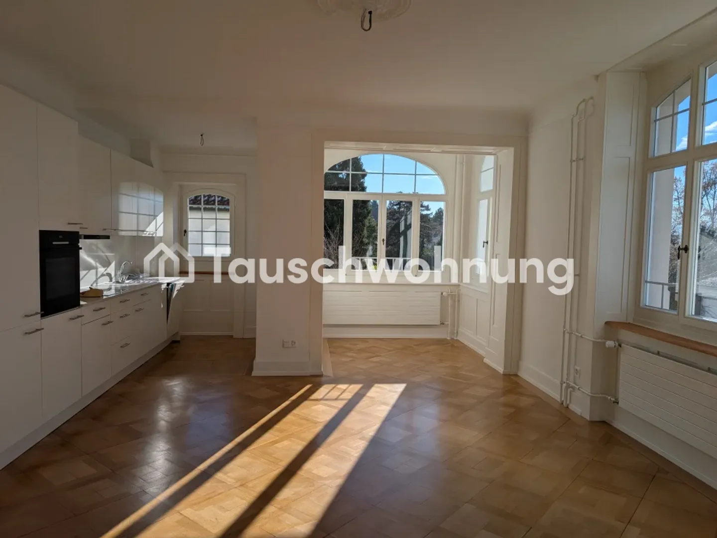 Charmante Wohnung mit Seesicht - Foto 1 von 6
