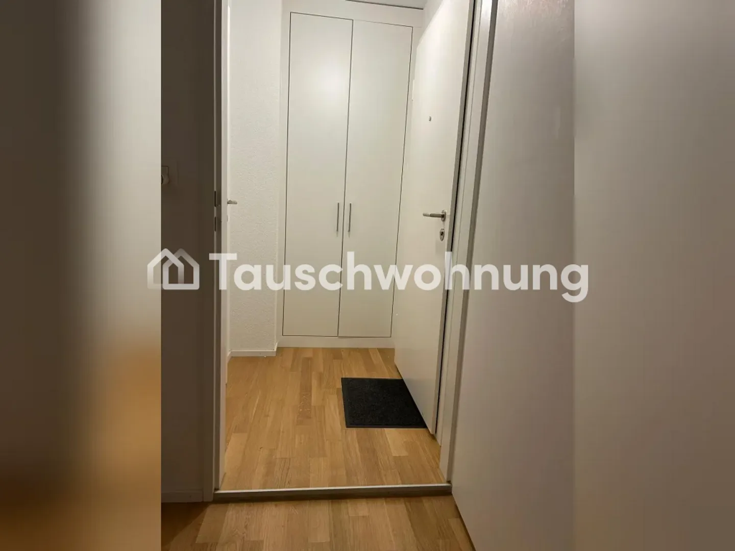 1.5-room apartment in Zurich, District 8 - Photo 2 of 5