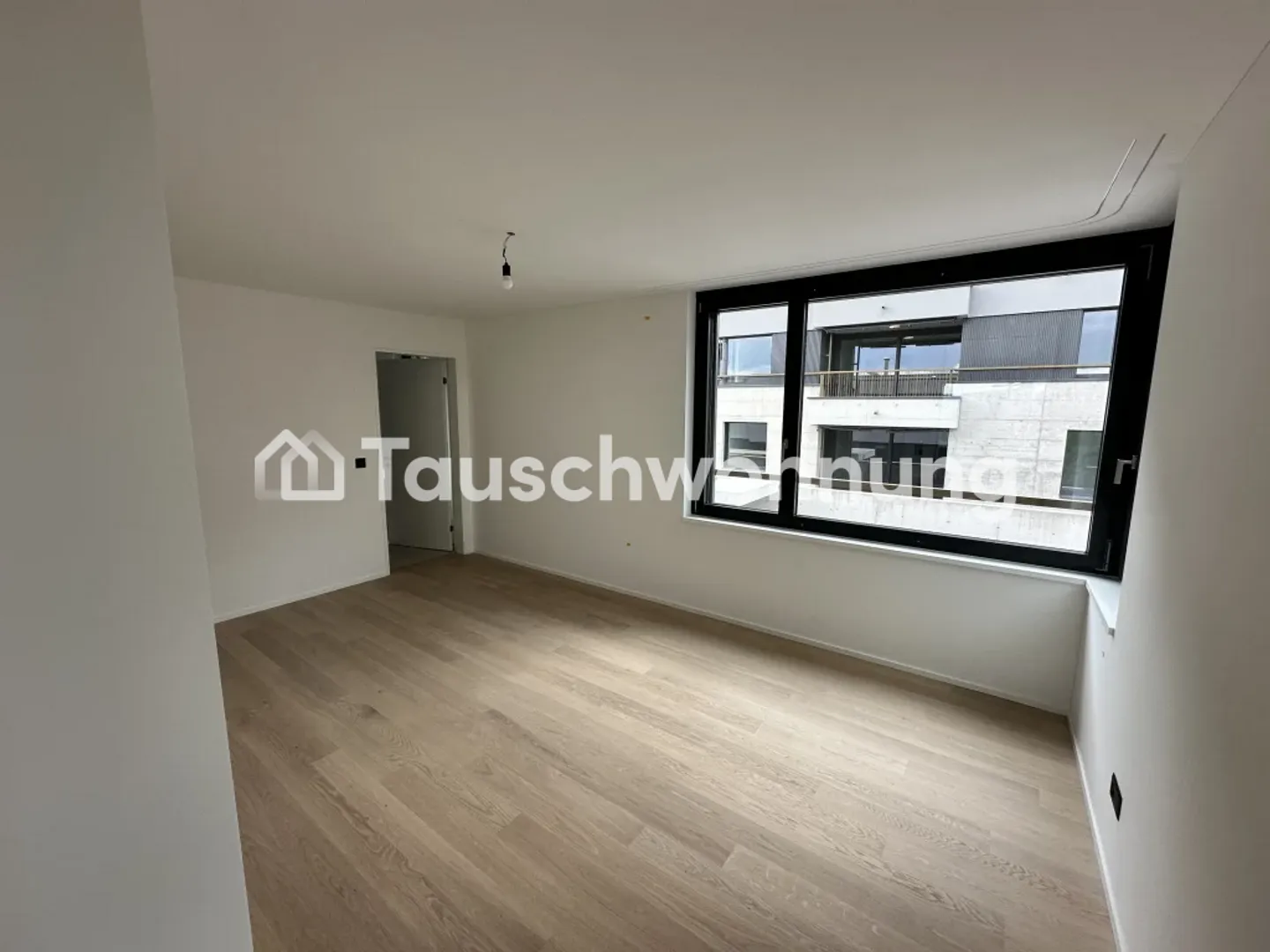 3.5 Room Apartment in Uitikon, 96 m² - Photo 7 of 12