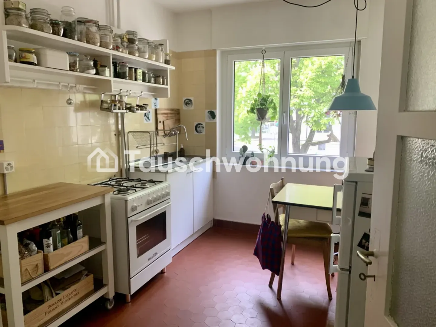 Zurich, District 3: Cozy Apartment for Exchange - Photo 2 of 6