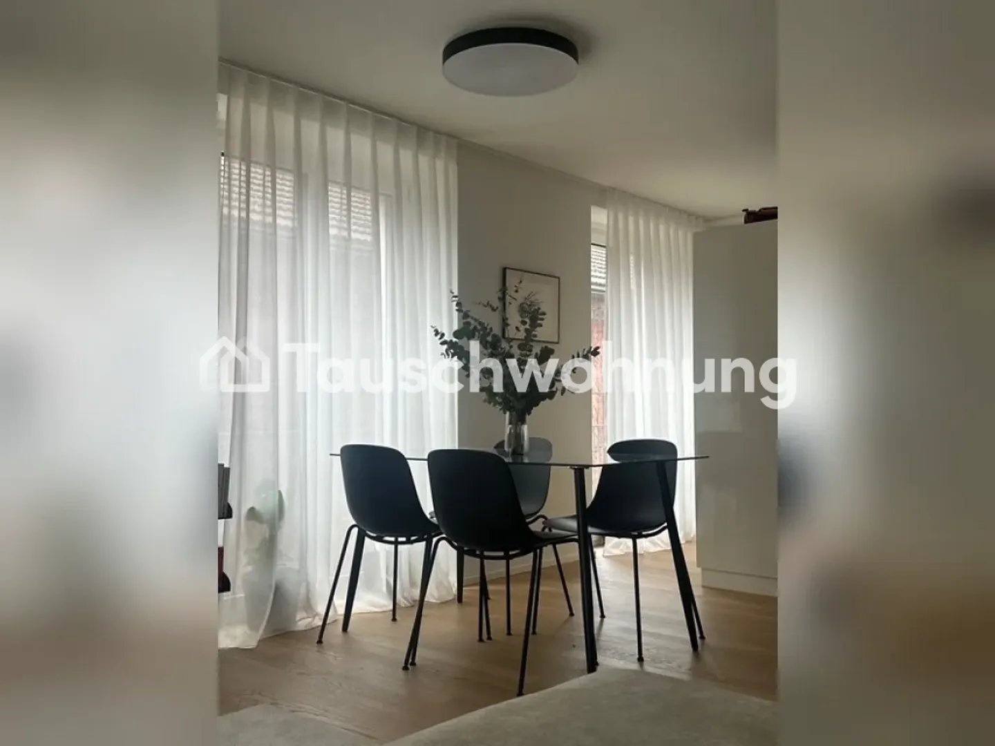 Bright 2.5 Room Apartment in the Green in District 8 - Photo 5 of 10