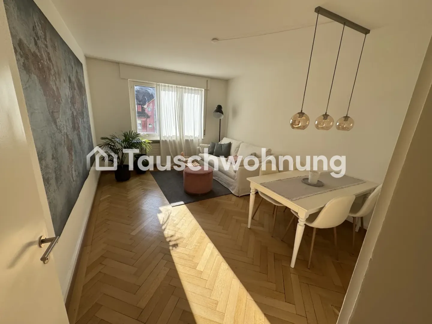 Appartement 2 pièces à Zurich, District 6 à échanger - Photo 1 sur 8
