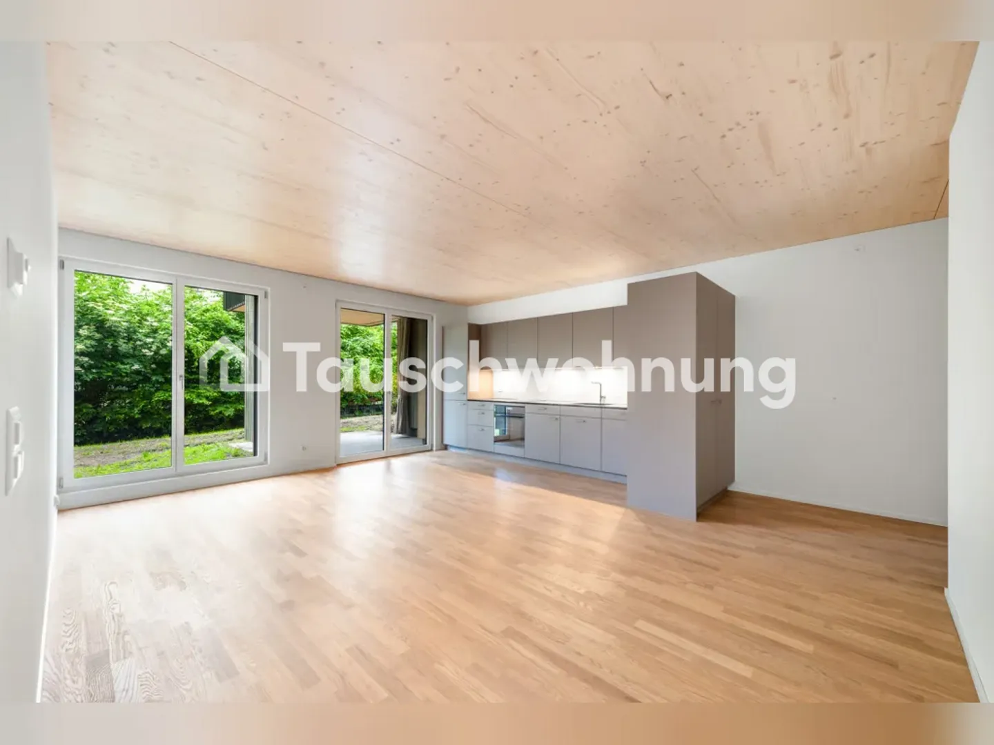 Attraktives Zuhause für WG, Paare oder kleine Familien - Foto 2 di 3