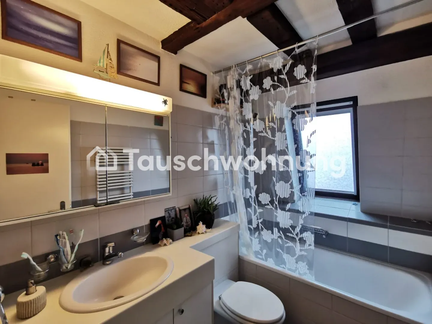 Exchange 2.5-room apartment in Zurich, District 3 - Photo 6 of 6