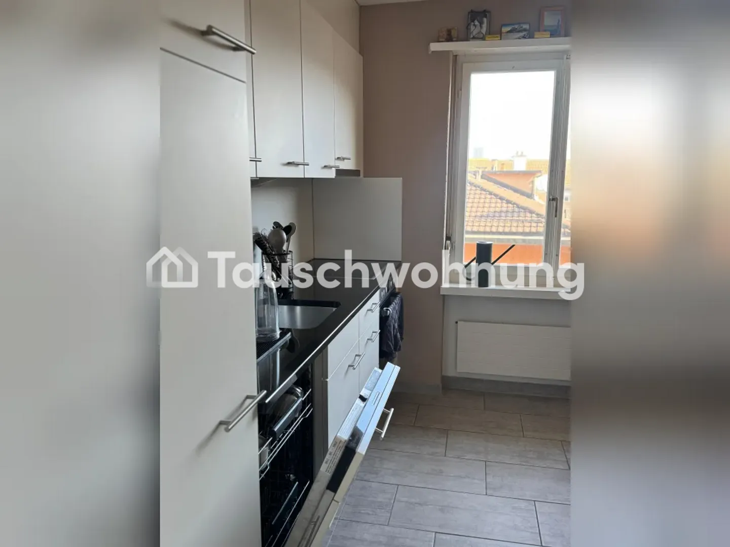 Appartement de 2 pièces partiellement rénové au cœur de Zurich - Photo 7 sur 11
