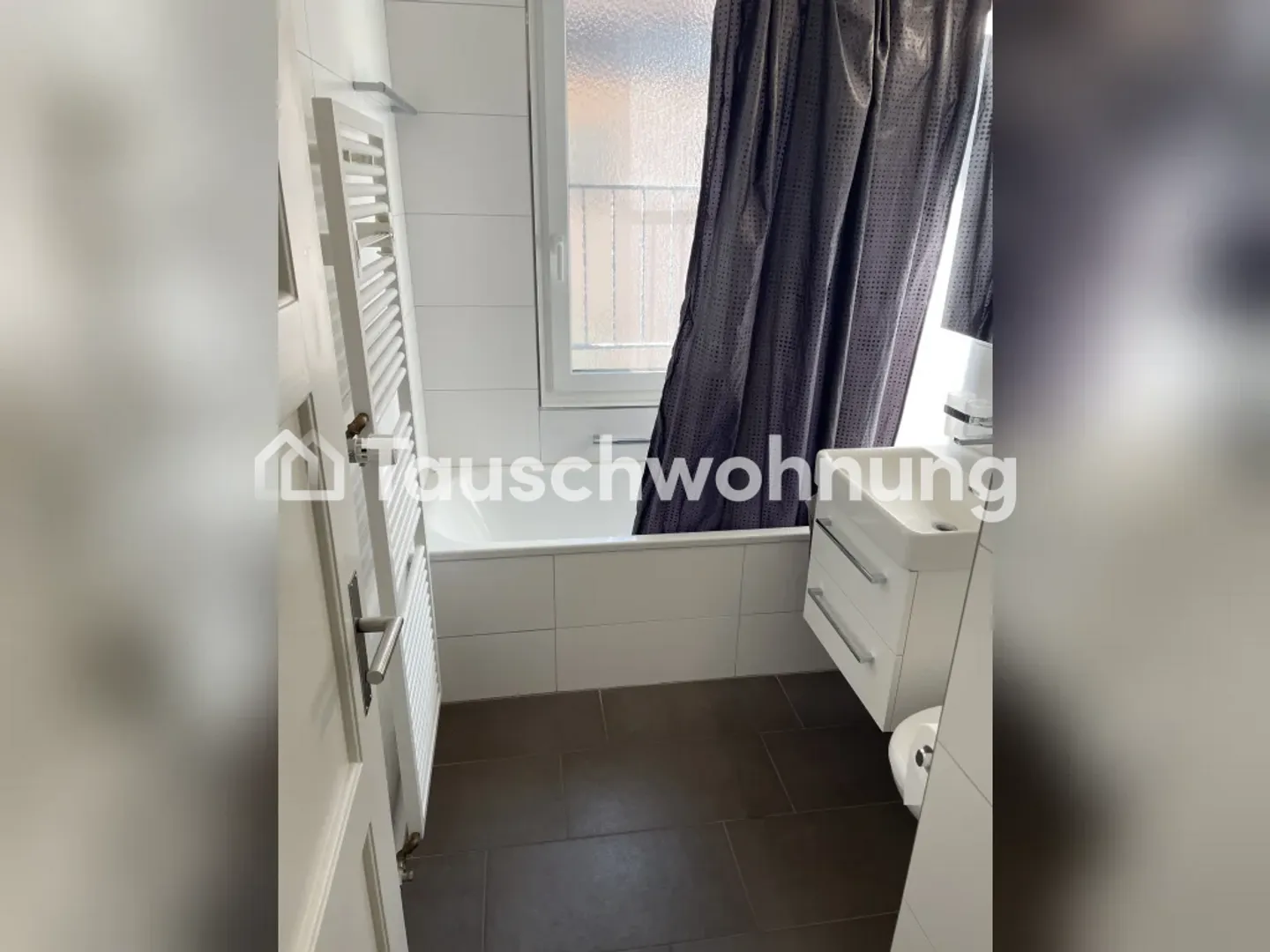 Zurich, District 3, Offer: 2.5-Room-CHF1884, Looking for: at least 3.5-Room - Photo 2 of 5