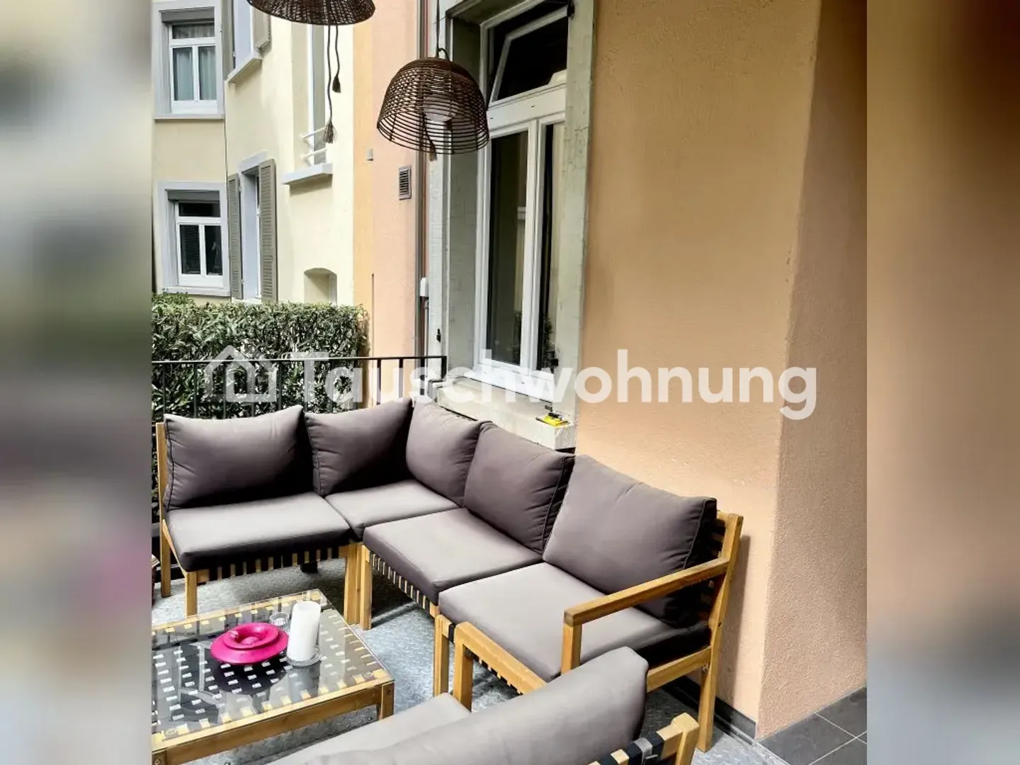 Large apartment with garden seating area in district 6 - Photo 9 of 11