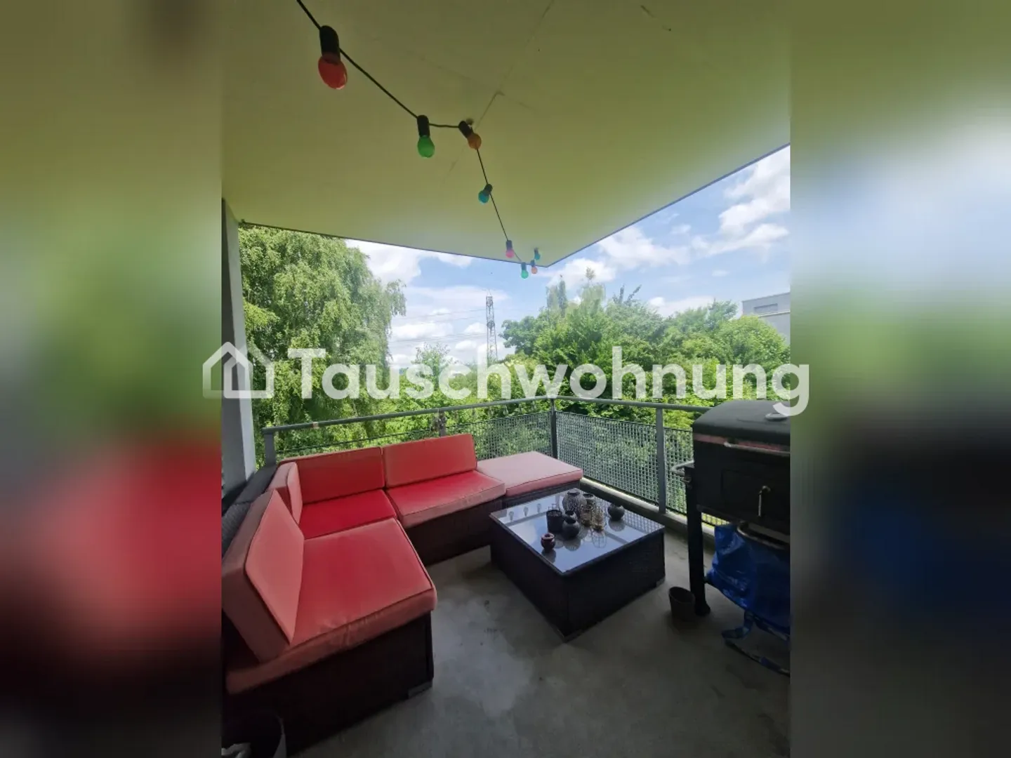 Charming 2.5-room apartment in Zurich, District 11 - Photo 1 of 3