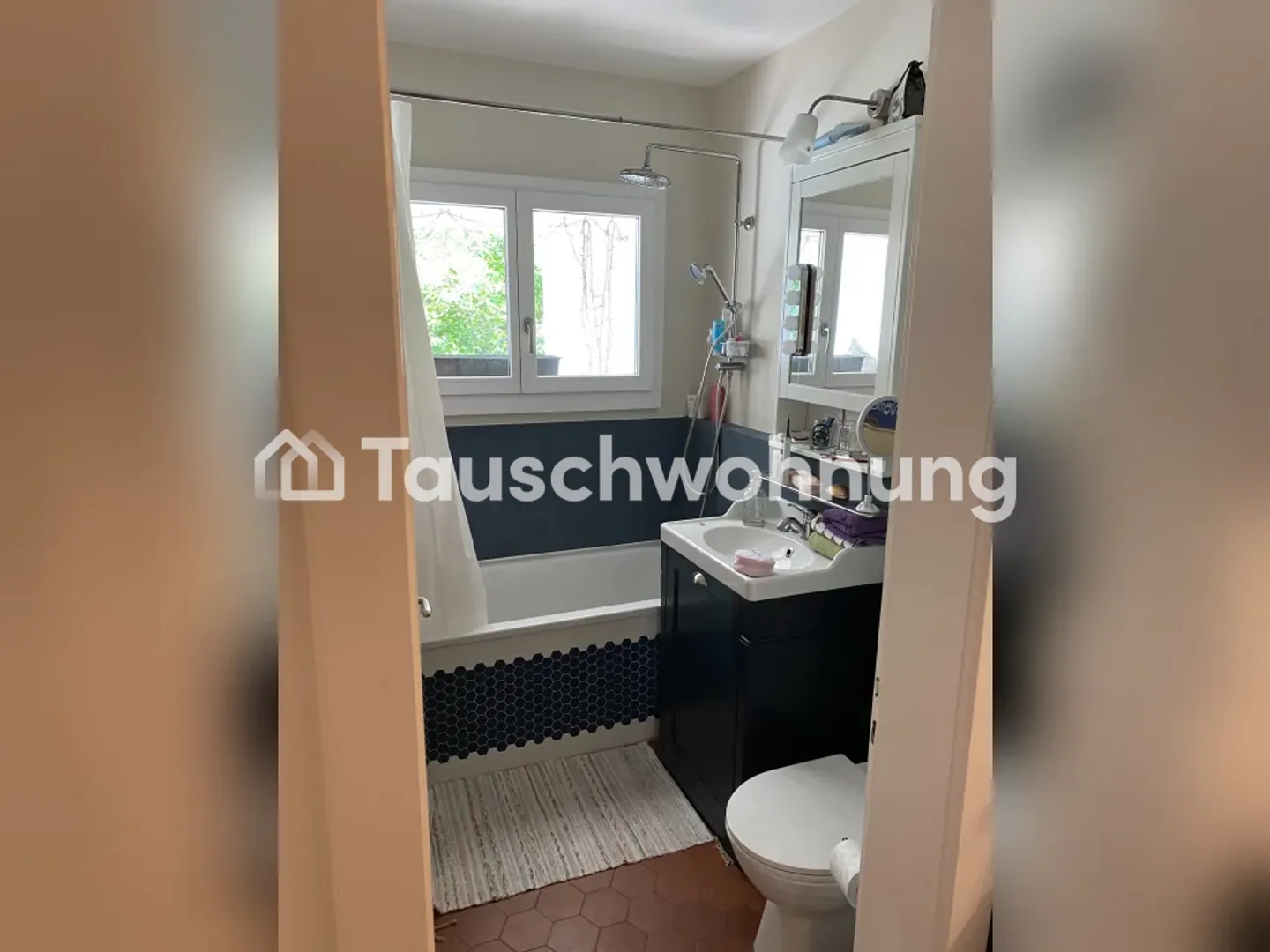 Wunderschöne Altbauwohnung mit privatem Garten und Balkon - Foto 4 von 5