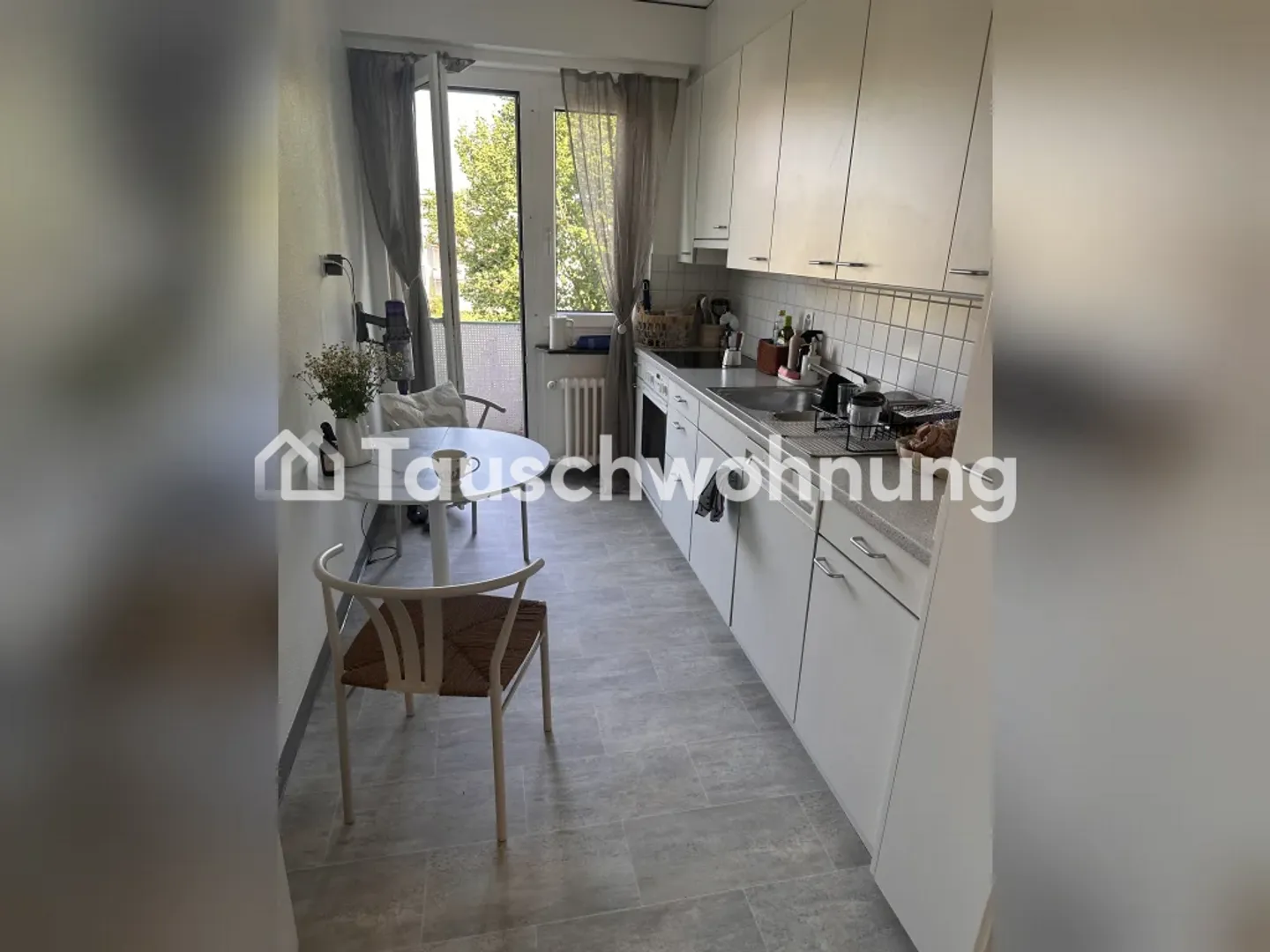 Apartment exchange in Zurich: District 9 for a new home - Photo 1 of 4