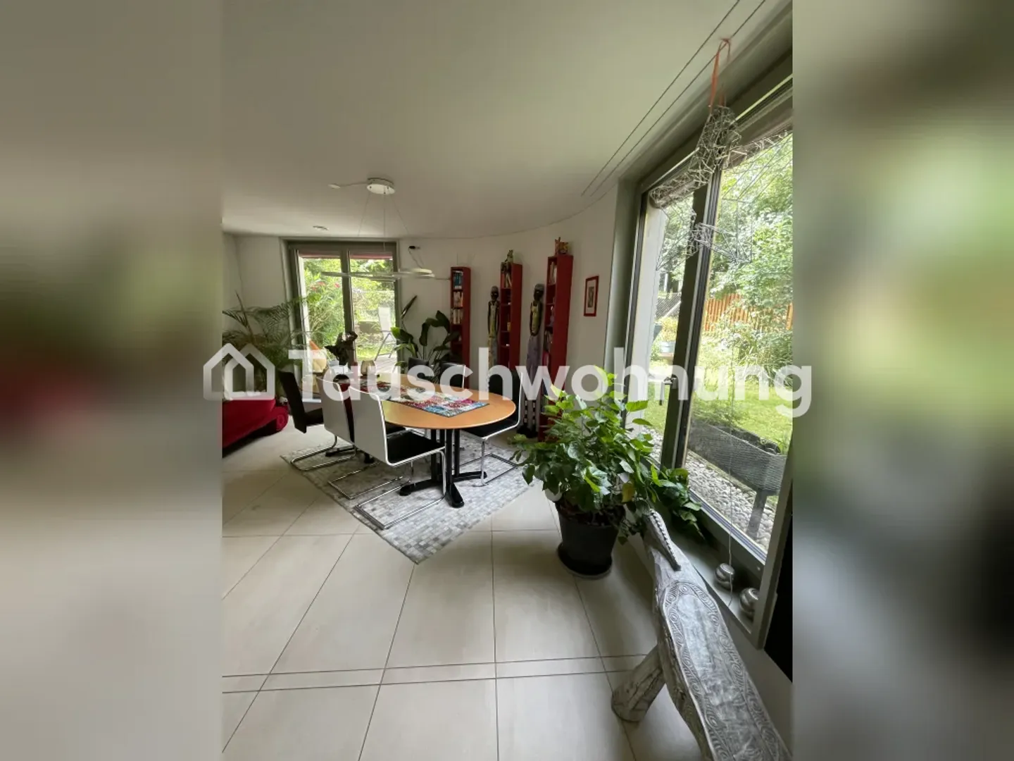 Moderne Etage mit Garten - Foto 9 von 10