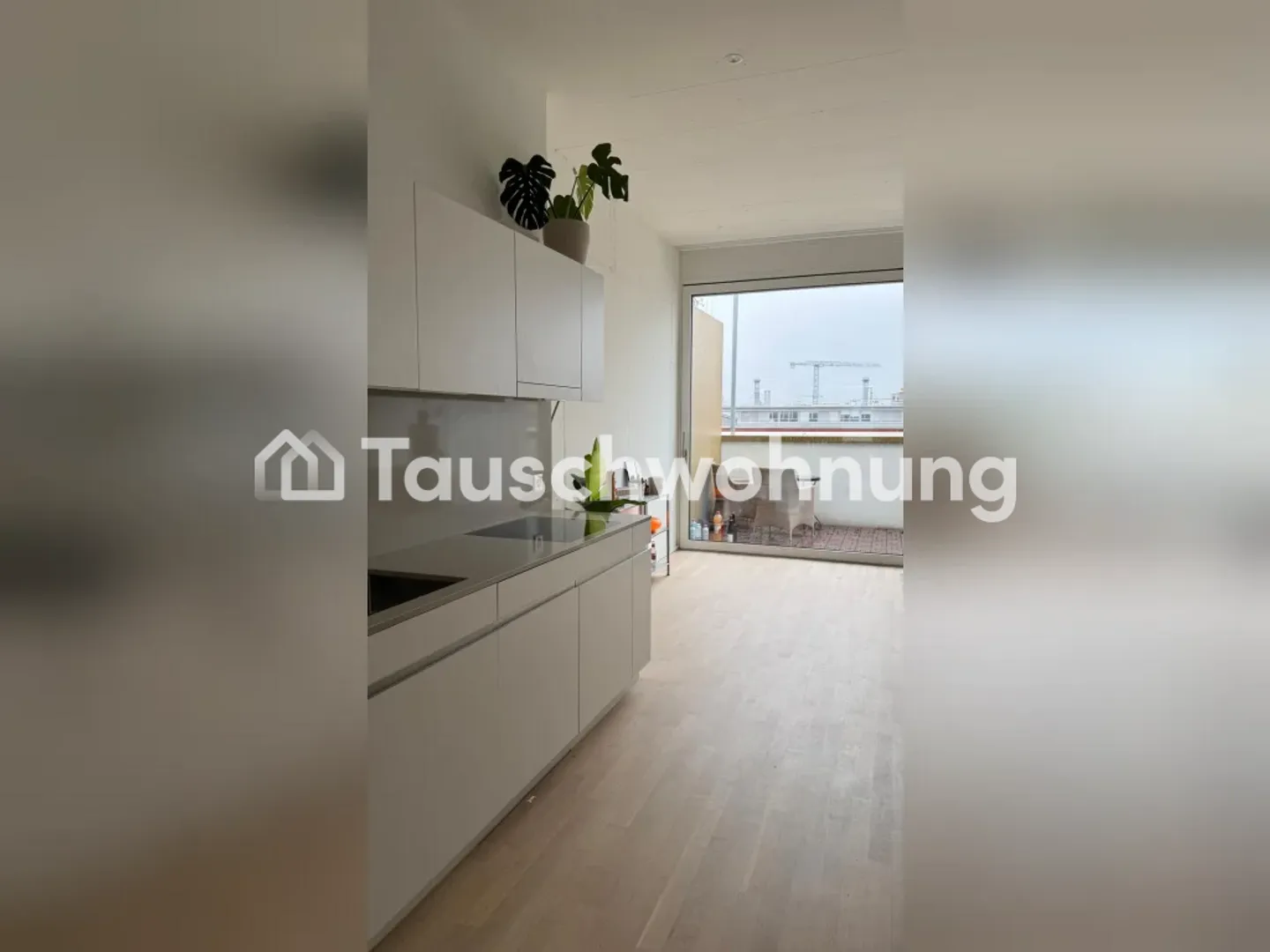 Beautiful, bright 2.5-room apartment in Oerlikon - Photo 1 of 5