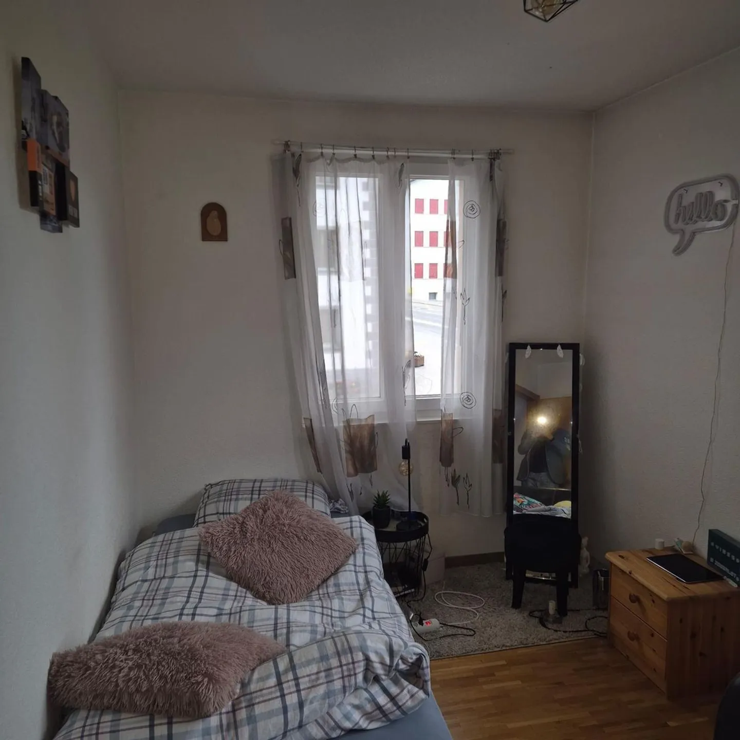 In affitto - Superbo appartamento 3.5 nel cuore di Saint-Romain - Foto 9 di 12