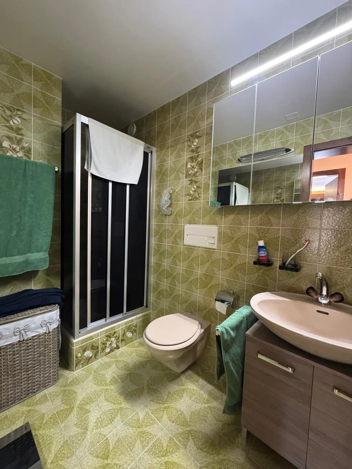 Wunderschöne 4,5-Zimmer-Wohnung am Rand des Golfplatzes Crans-Montana - Foto 12 von 13