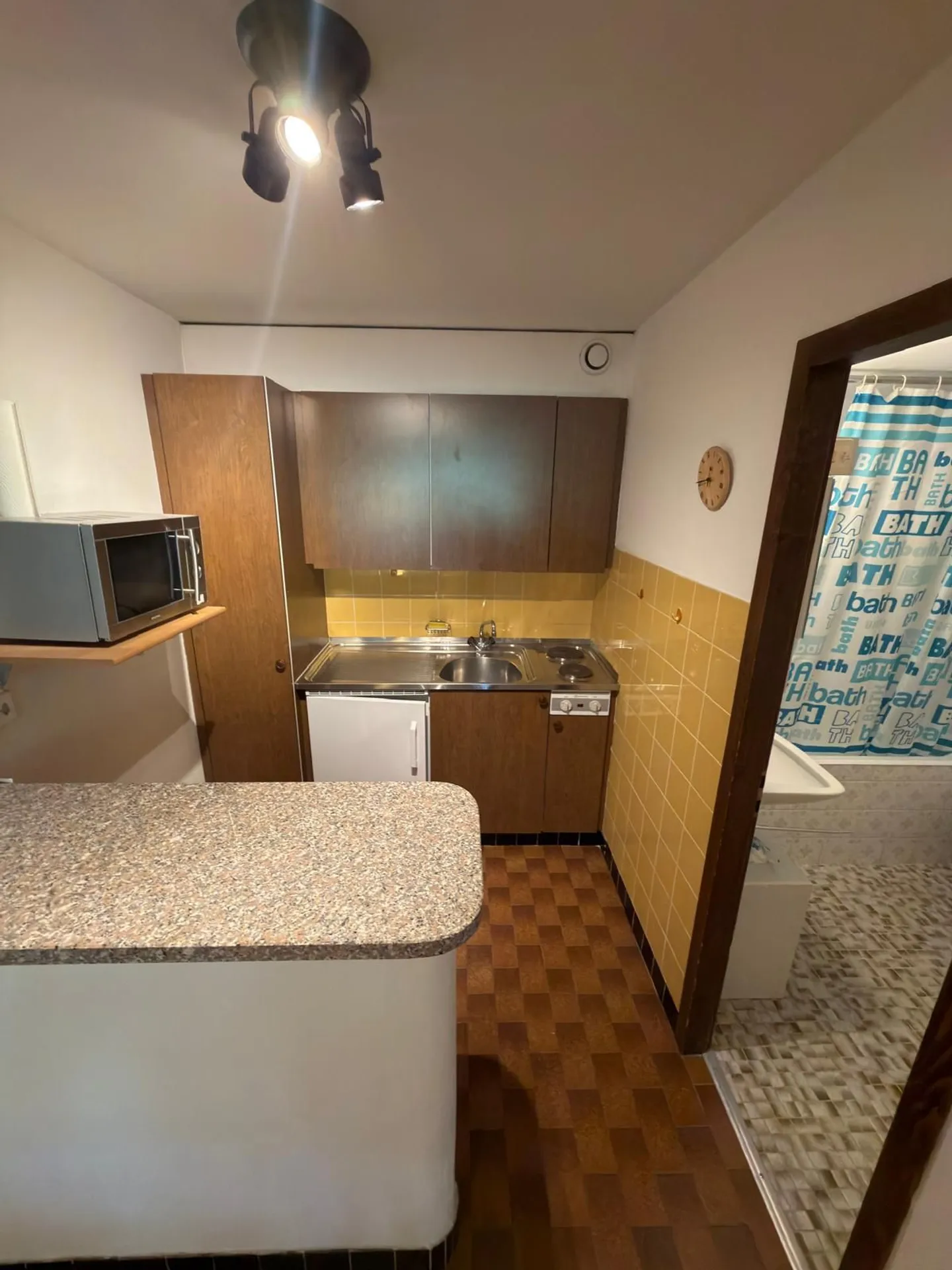 Studio spacieux proche du centre de Crans.  - Foto 9 von 11