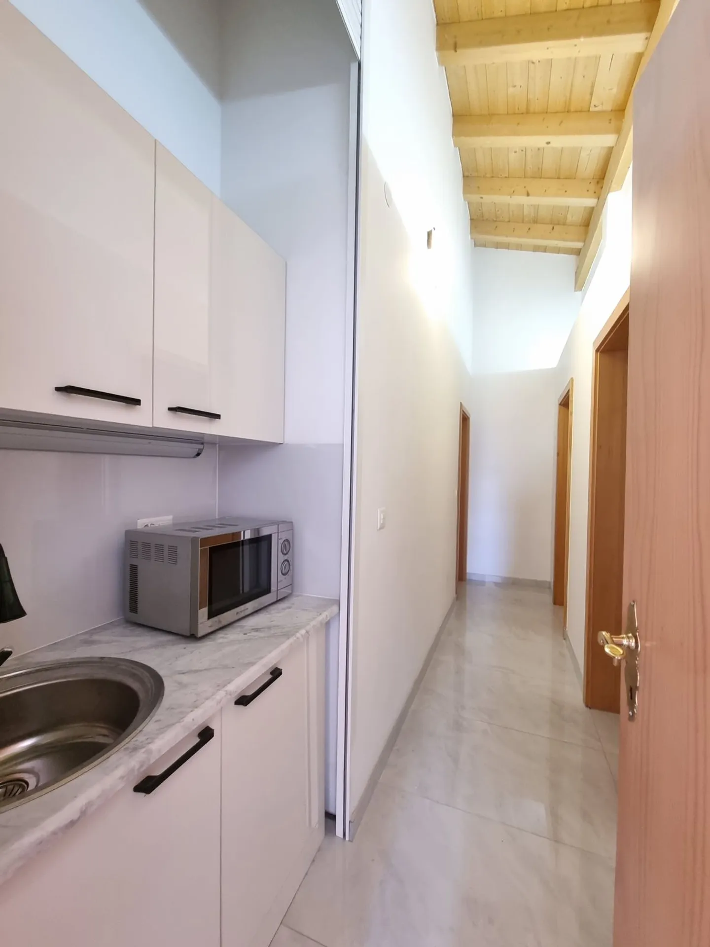 Casa completamente ristrutturata a Bluche - Solo 10 minuti in auto da Crans-Montana / Ref. 1007-652 - Foto 9 di 13