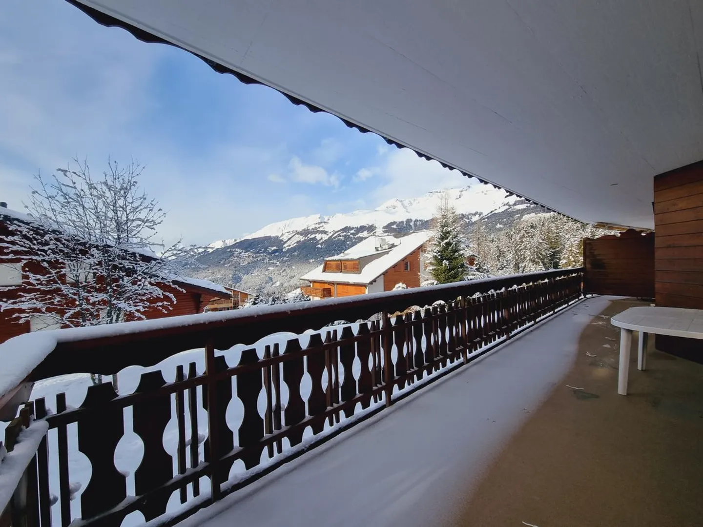 Luminoso appartamento di 4.5 stanze a soli 5 minuti dal centro di Crans / Ref. 1007-661 - Foto 12 di 12