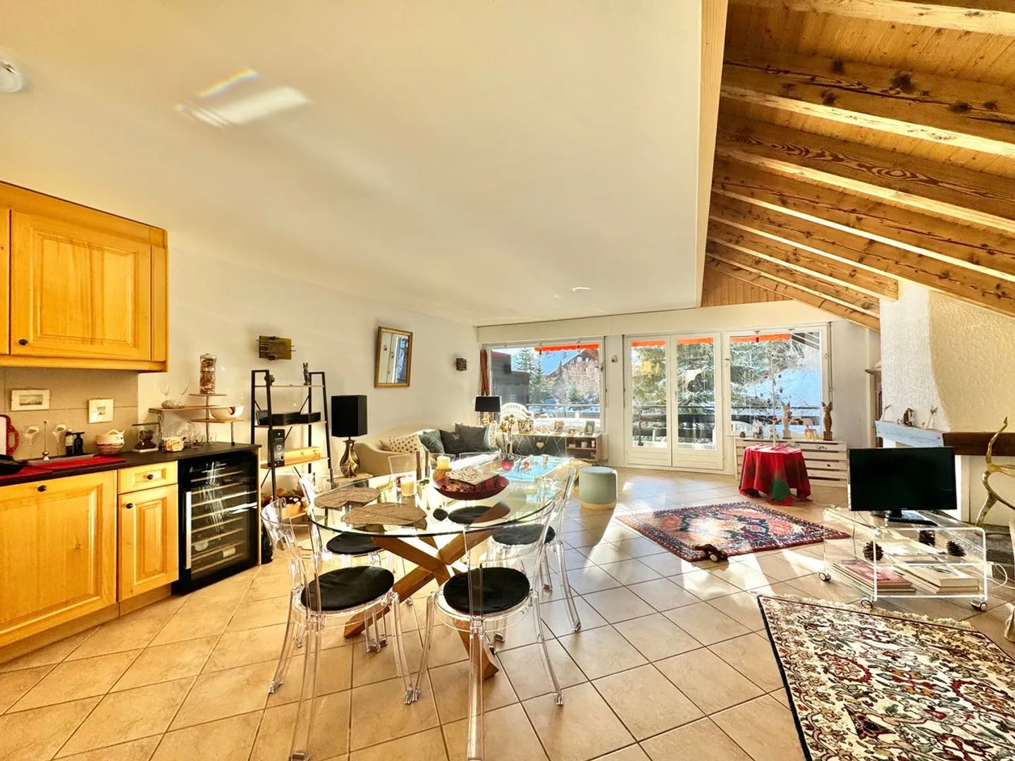 Appartamento 3,5 stanze con vista, balconi e tranquillità nel cuore di Montana / Ref. 1007-680 - Foto 1 di 13