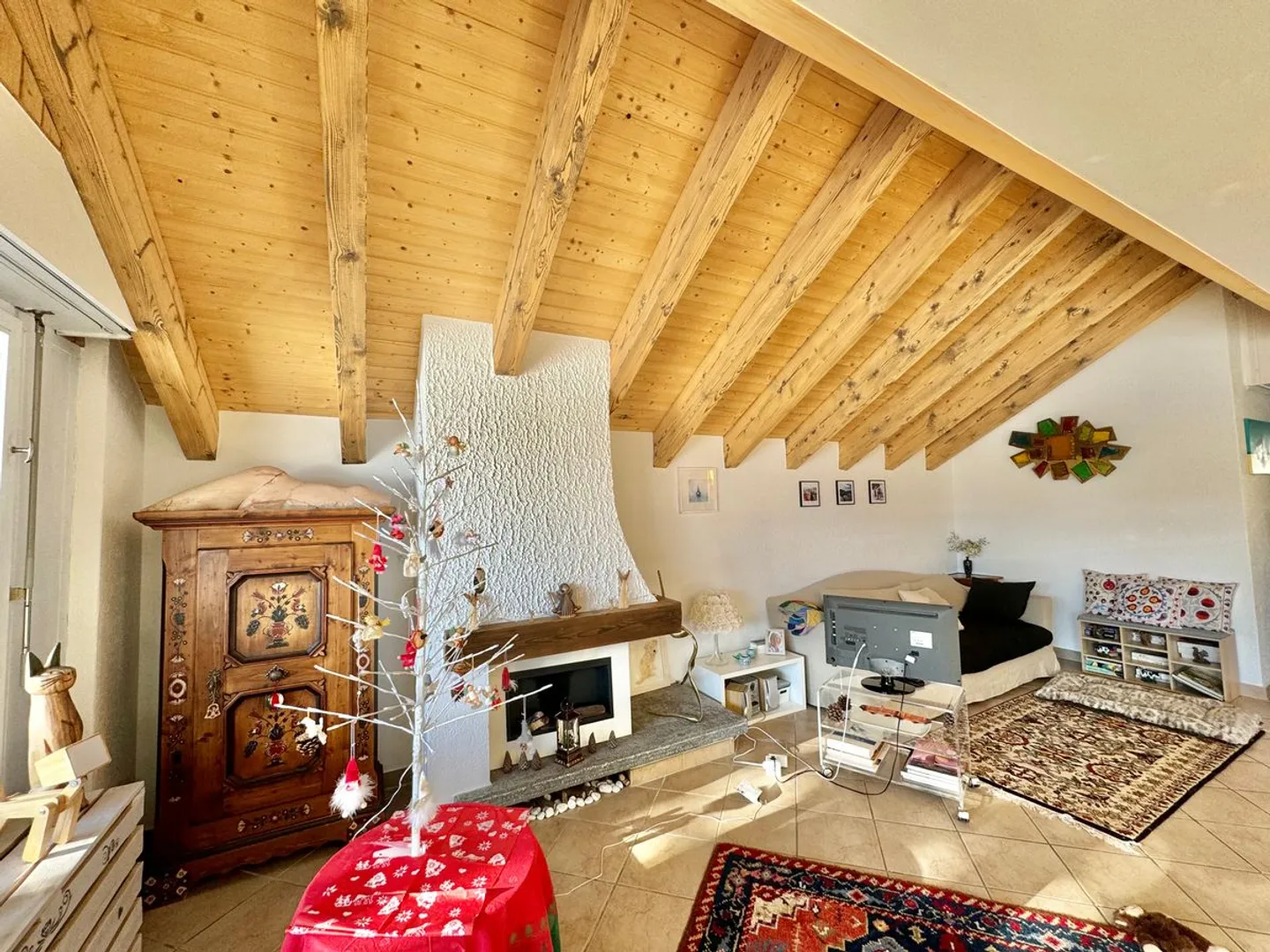 Appartamento 3,5 stanze con vista, balconi e tranquillità nel cuore di Montana / Ref. 1007-680 - Foto 4 di 13