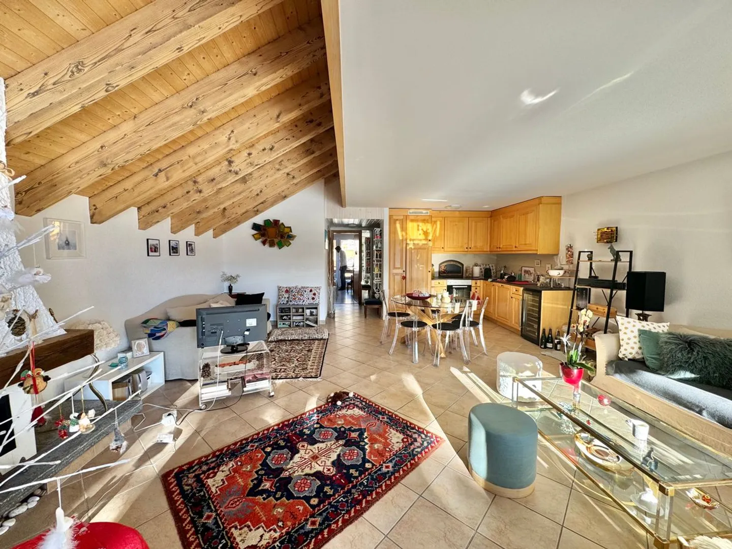 Appartamento 3,5 stanze con vista, balconi e tranquillità nel cuore di Montana / Ref. 1007-680 - Foto 5 di 13