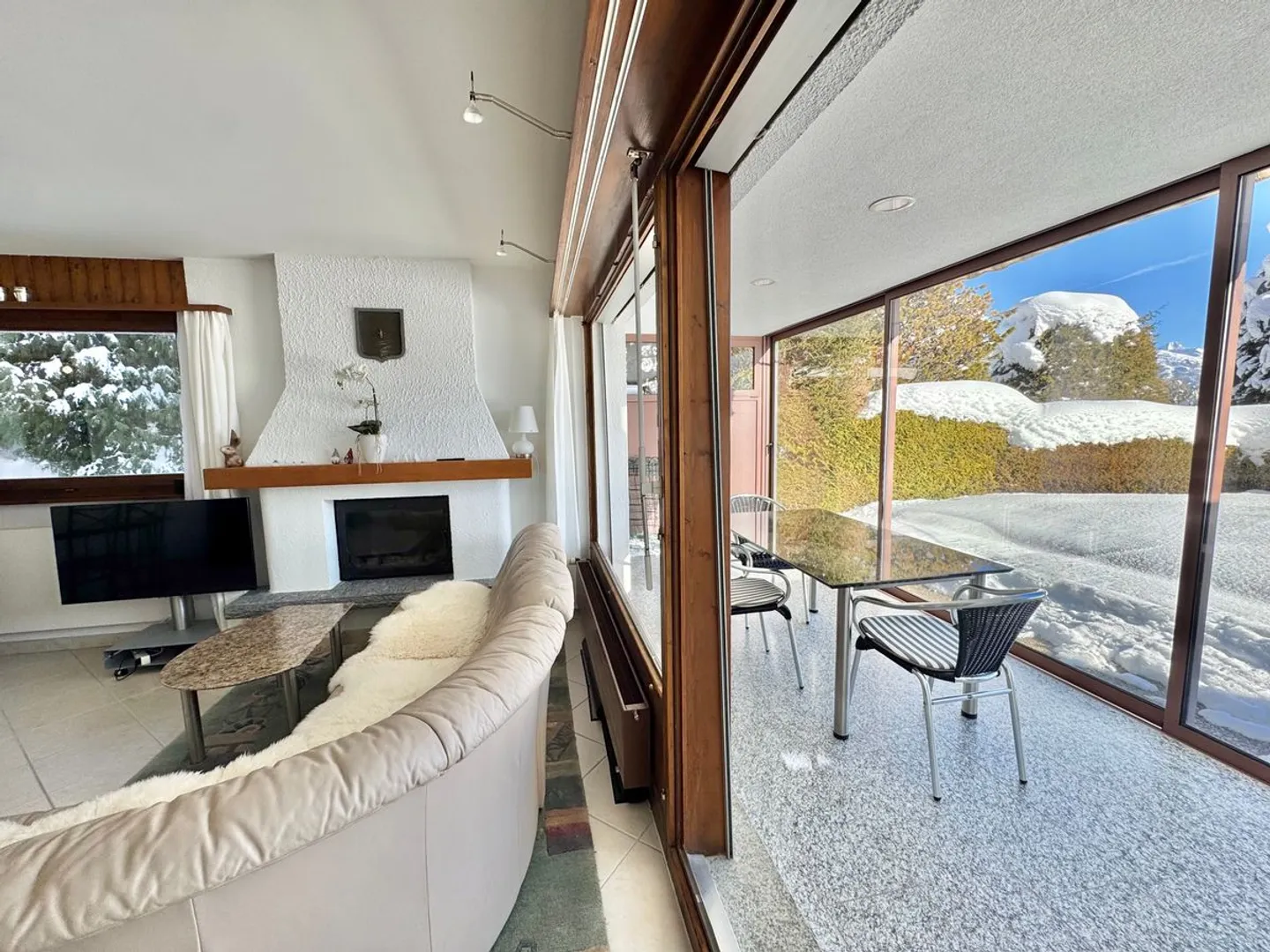 Beautiful 3.5-Room Garden Apartment Near the Blûche Funicular Stop / Ref. 1007-684 - Photo 7 of 13