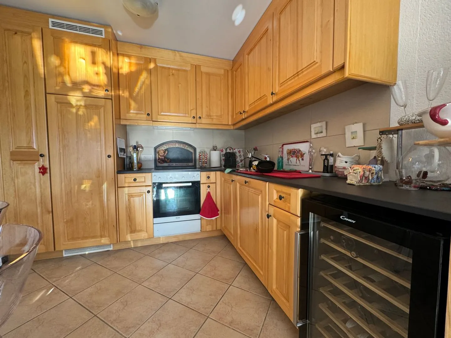 Appartamento 3,5 stanze con vista, balconi e tranquillità nel cuore di Montana / Ref. 1007-680 - Foto 6 di 13
