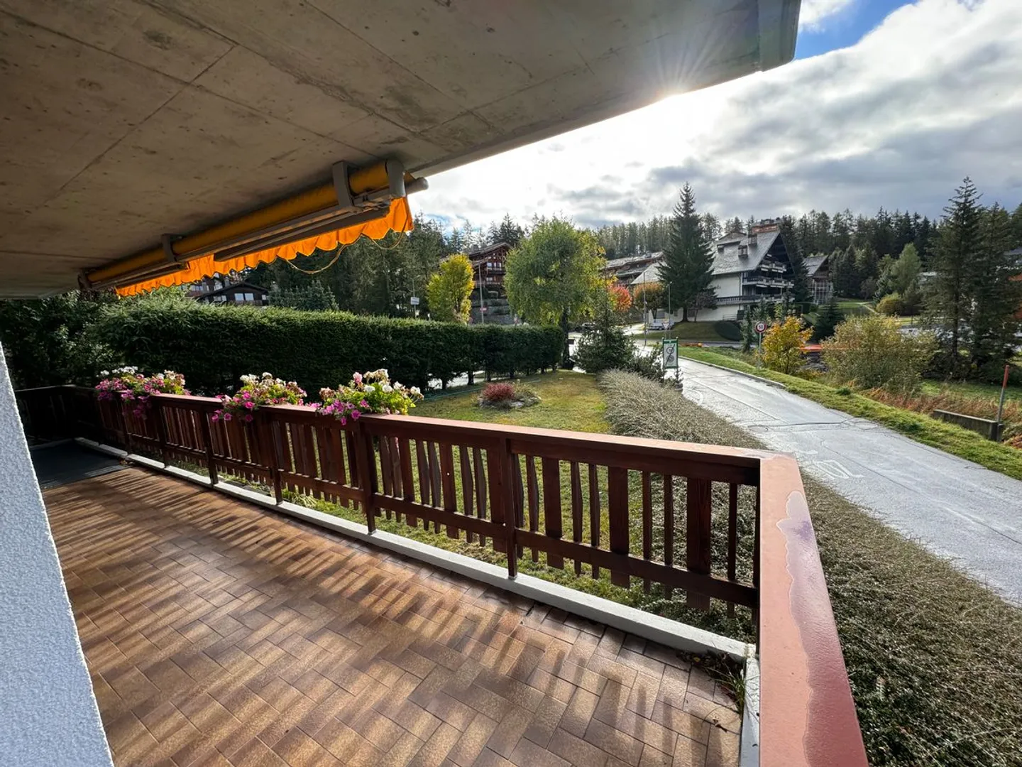 3.5-room apartment at the entrance of Crans in a residence with swimming pool - Photo 13 of 13