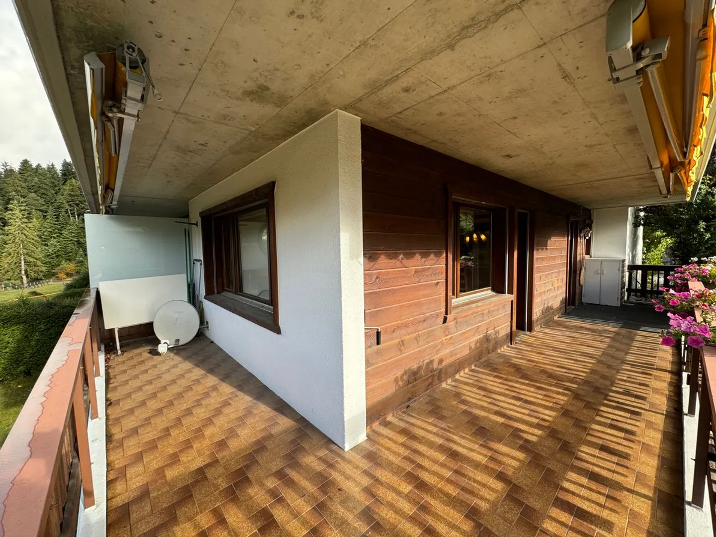 3.5-room apartment at the entrance of Crans in a residence with swimming pool - Photo 6 of 13