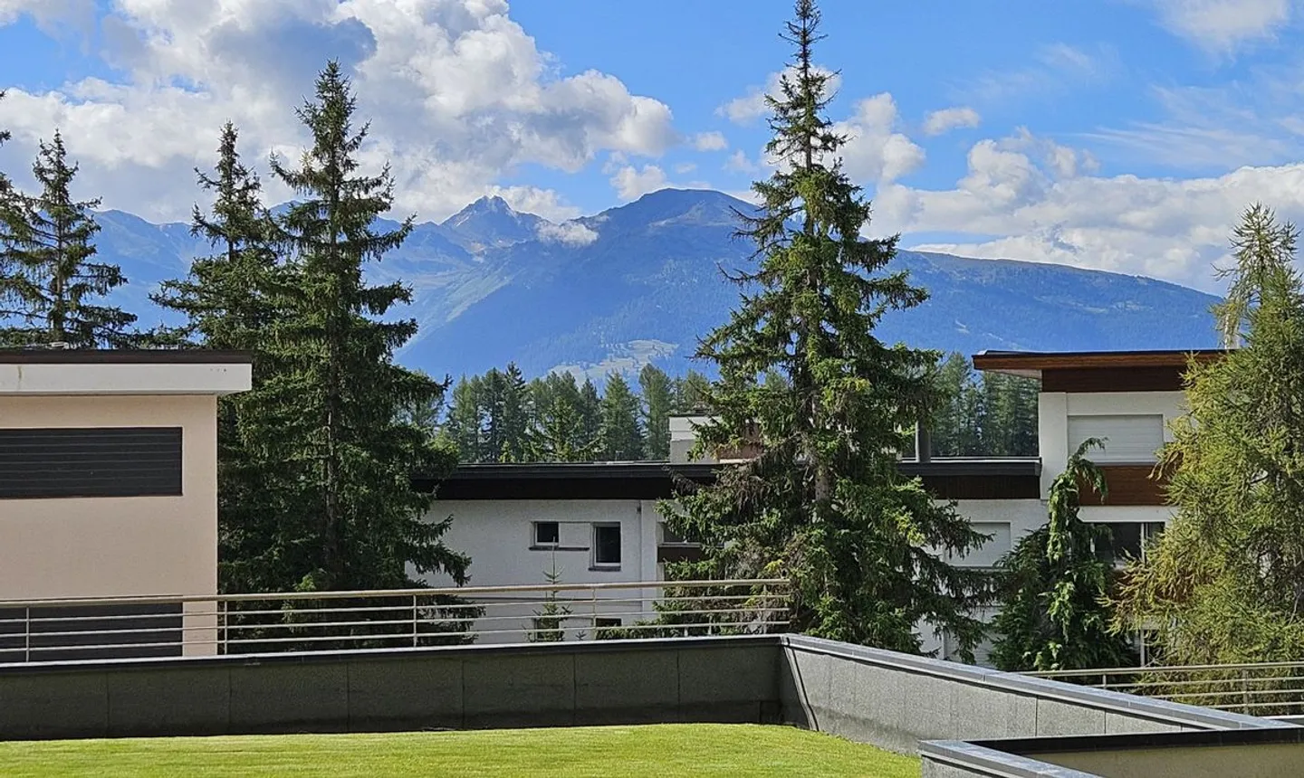 Appartamento 2.5 in SI a due passi dal centro di Crans - luminoso con bella vista e giardino - Foto 3 di 11