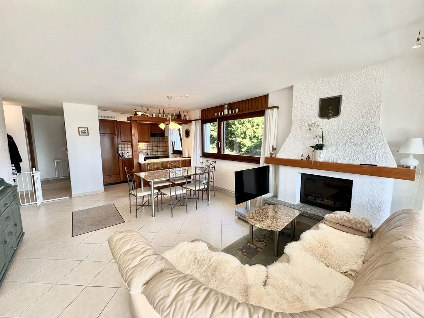 Bell'appartamento con giardino di 3,5 stanze vicino alla fermata della funicolare di Blûche / Ref. 1007-684 - Foto 1 di 9