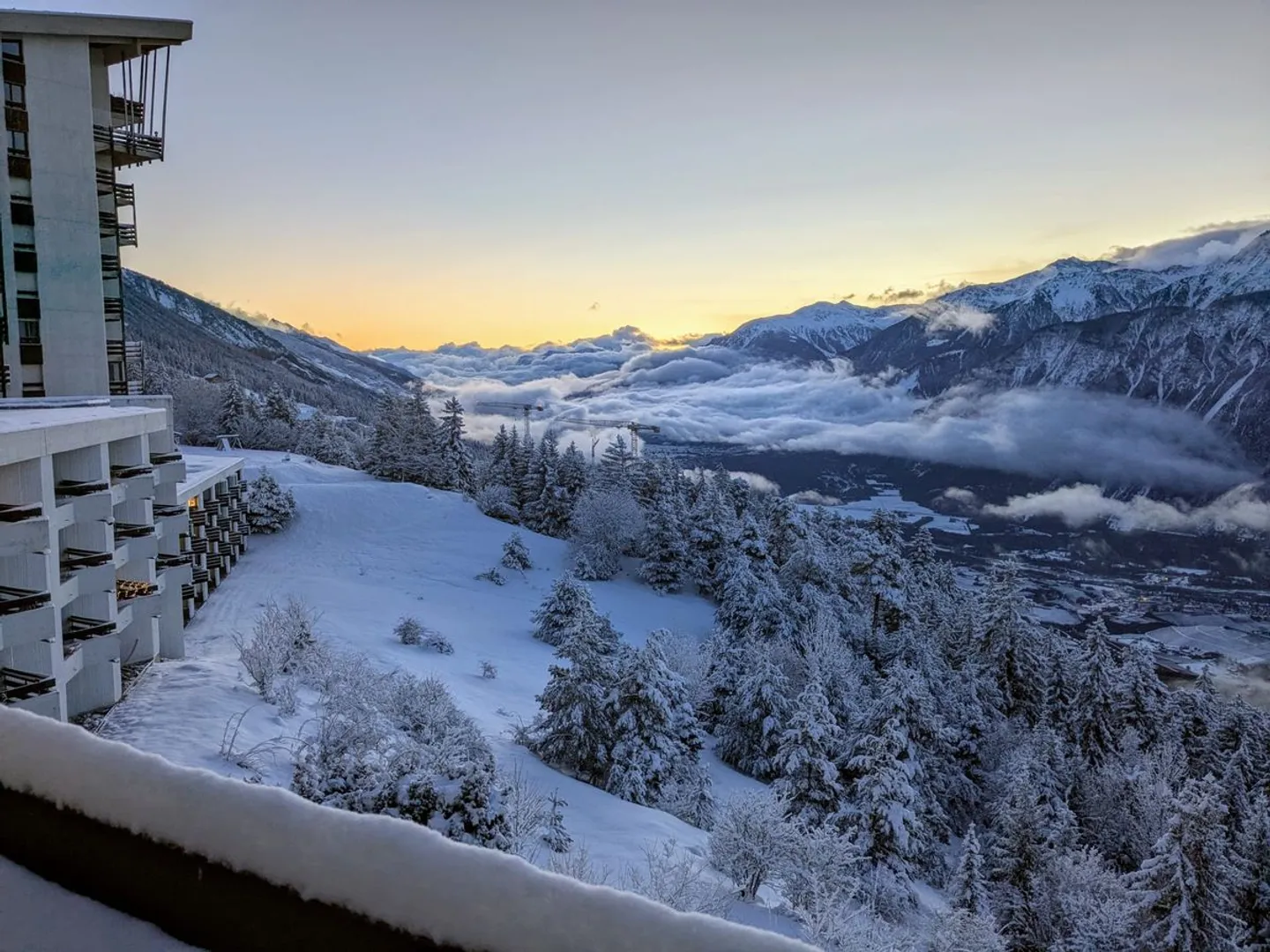 Studio idéal comme pied-à-terre à Aminona avec vue panoramique - Photo 1 of 6