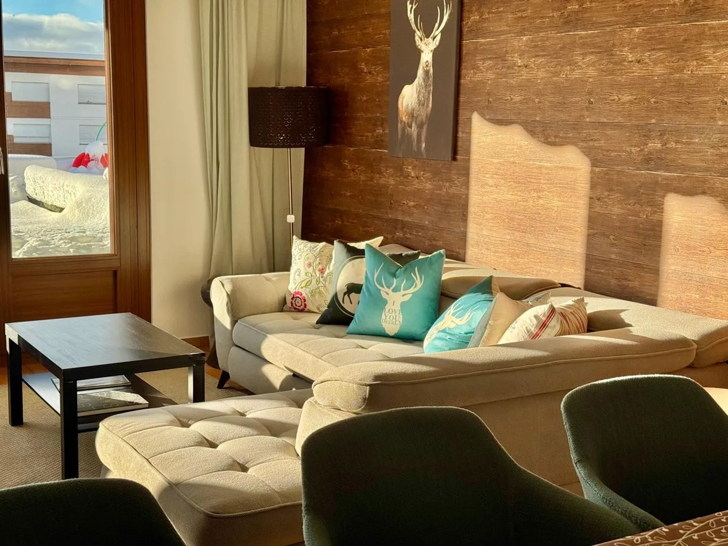 2.5 Apartment in SI just steps from the center of Crans - bright with beautiful view and garden - Photo 2 of 13