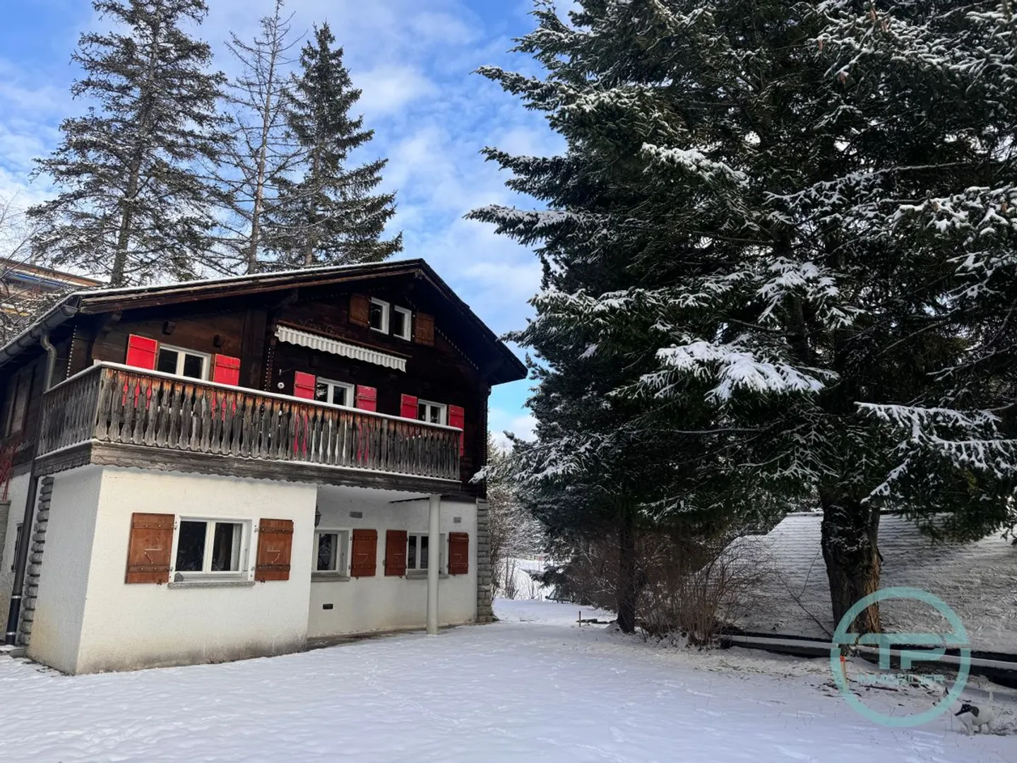 Affascinante chalet indipendente all'ingresso di Crans con grande potenziale di ristrutturazione - Foto 2 di 13