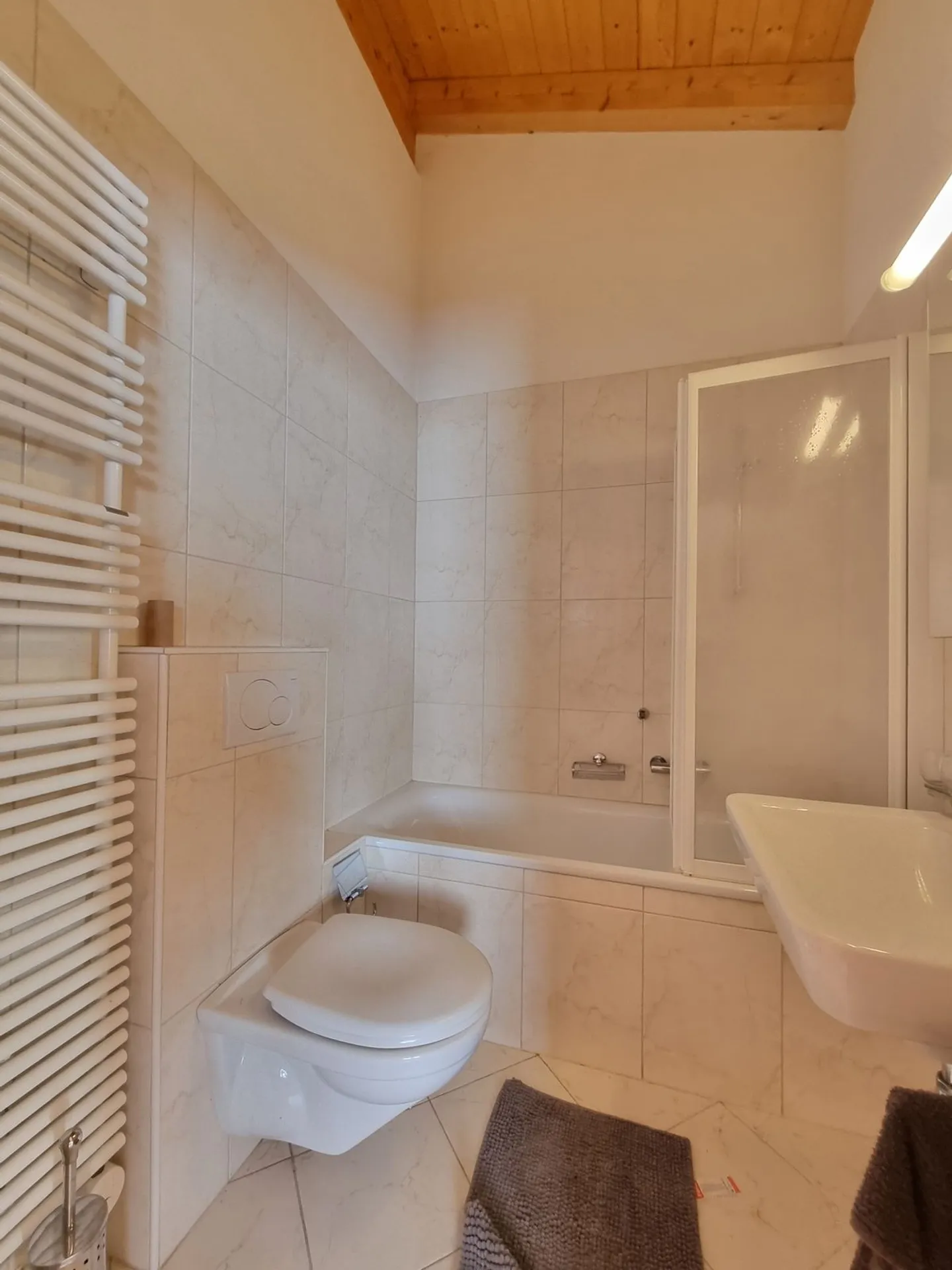 Casa completamente ristrutturata a Bluche - Solo 10 minuti in auto da Crans-Montana / Ref. 1007-652 - Foto 13 di 13