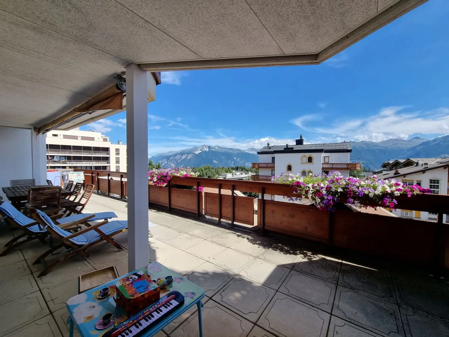 Magnifico appartamento nel centro di Crans con vista mozzafiato - Foto 5 di 13