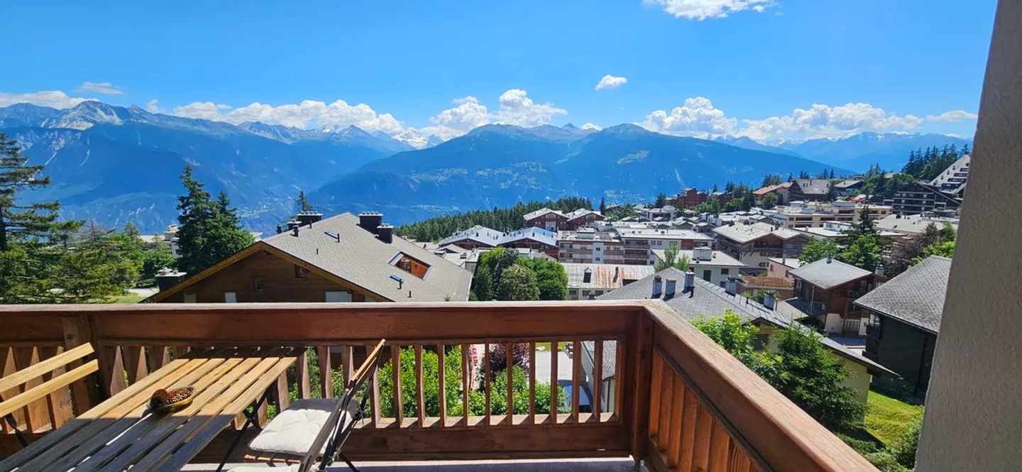Stupendo appartamento ristrutturato con 2 camere da letto a pochi passi dal centro di Montana - Foto 11 di 11