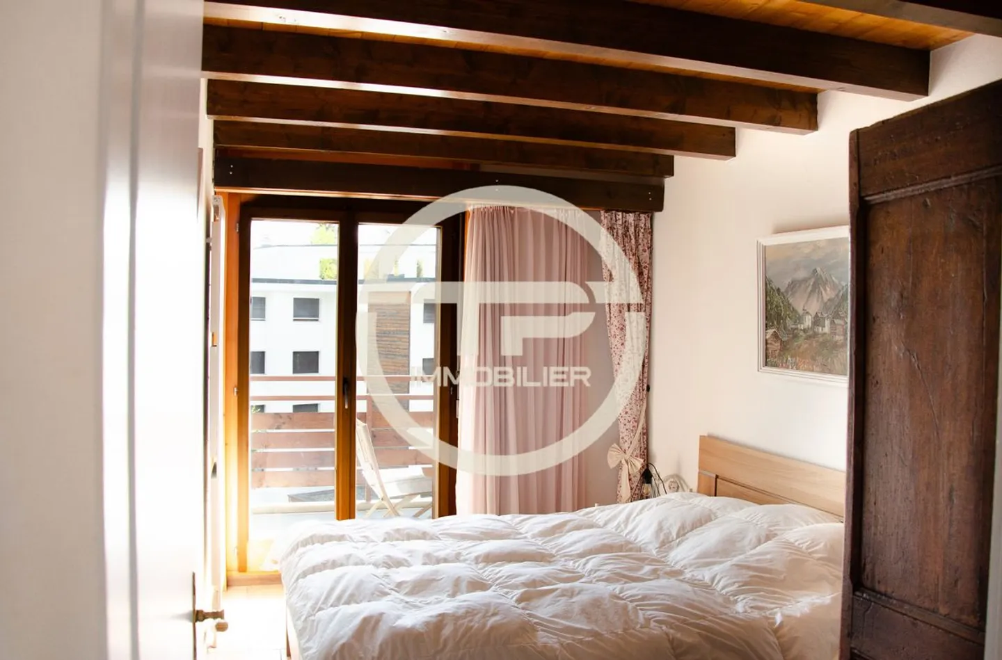 Charmante 3,5-Zimmer-Duplexwohnung mit direktem Zugang zu den Pisten und Innenparkplatz - Foto 12 von 13