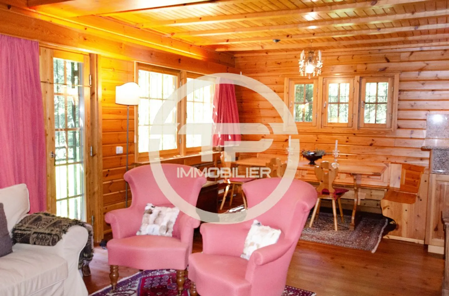 Charming Chalet Surrounded by Nature, Just Minutes from the Heart of Crans - Offering Peace and Serenity / Ref. 1007-677 - Photo 8 of 13